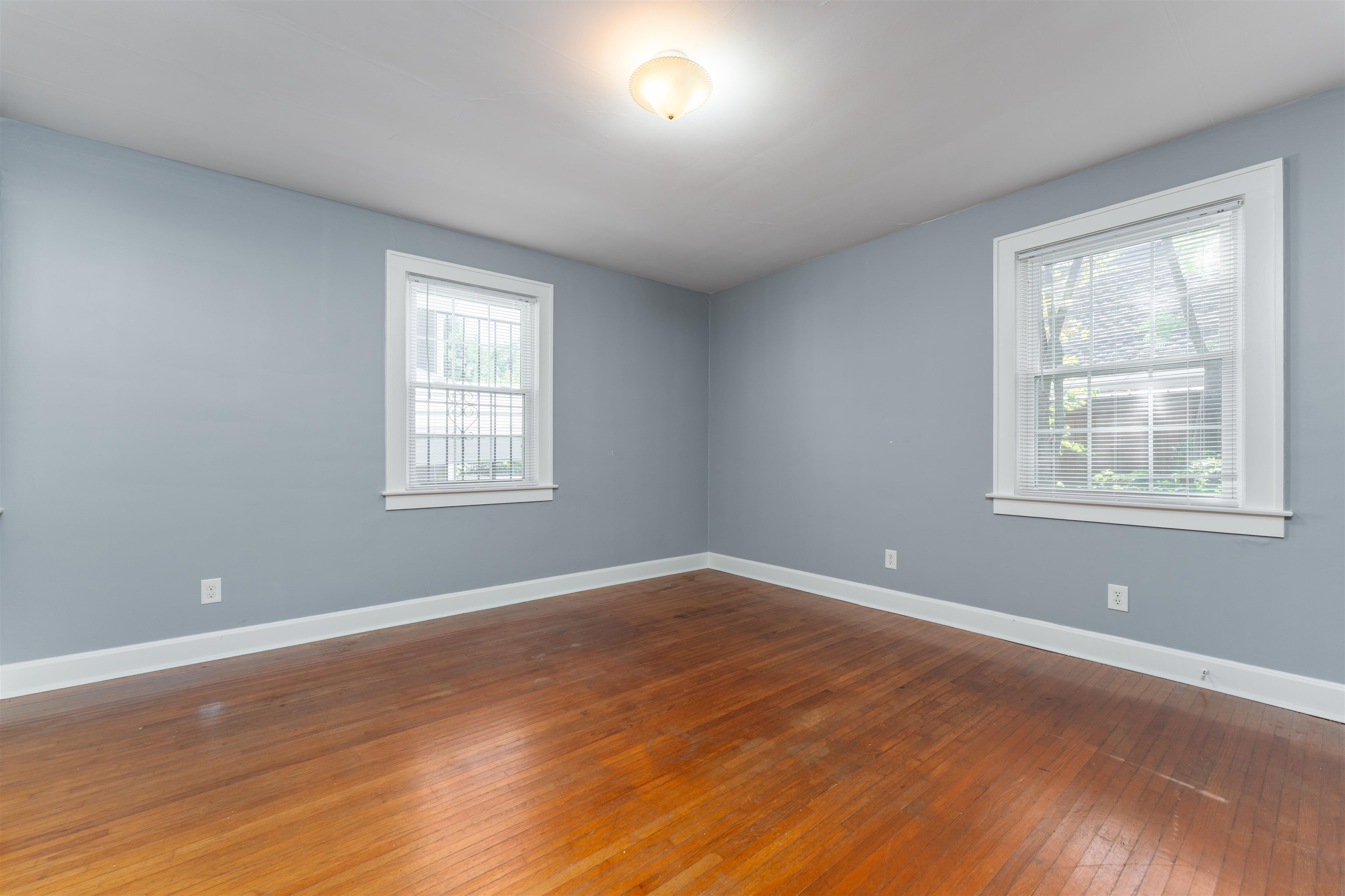 1630 Walnut Street, Owensboro, Kentucky 42301, 1 Bedroom Bedrooms, ,1 BathroomBathrooms,Single Family Residence,For Sale,Walnut Street,87855