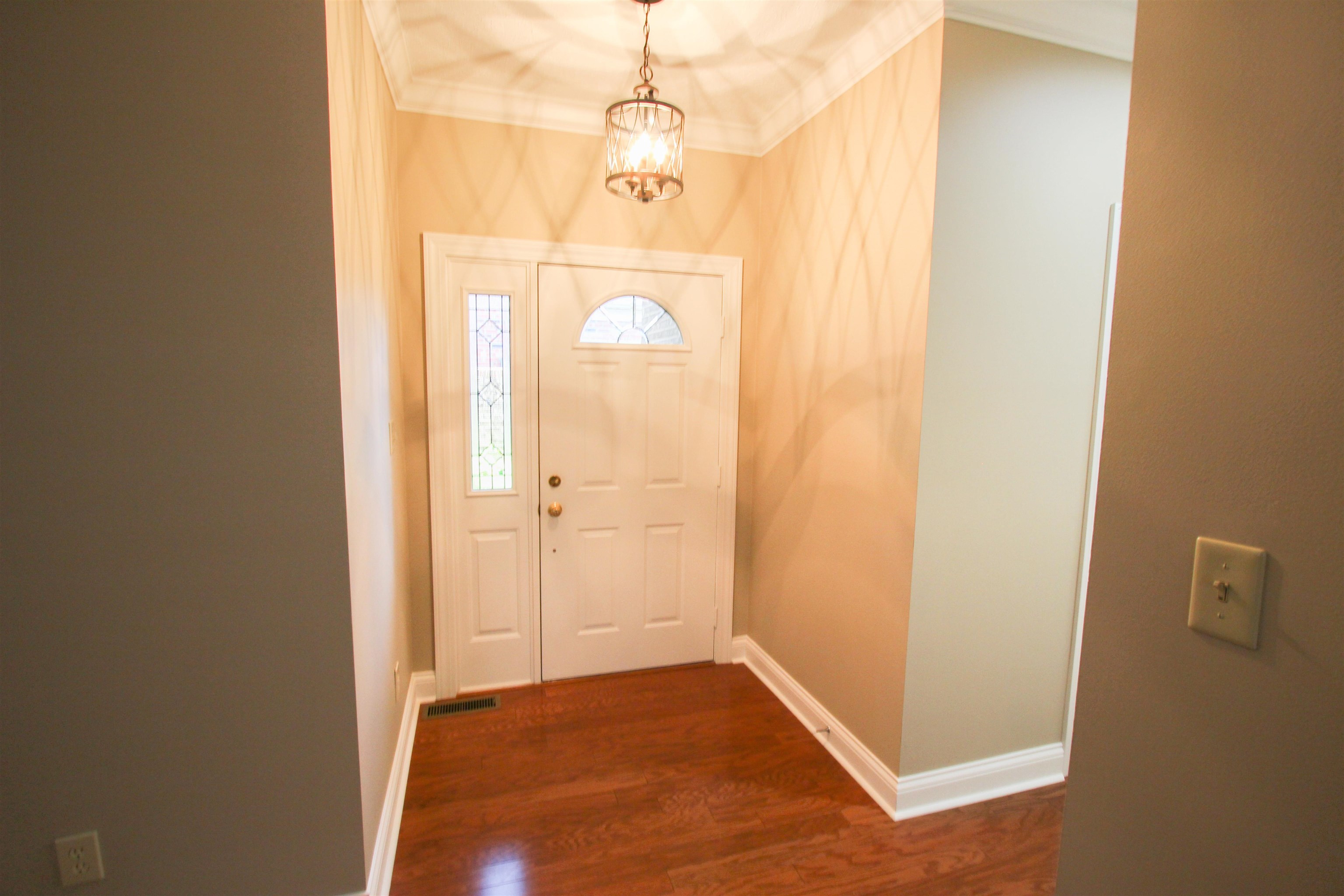 2033 Wimbledon Court, Owensboro, Kentucky 42301, 3 Bedrooms Bedrooms, ,2 BathroomsBathrooms,Single Family Residence,For Sale,Wimbledon Court,87856