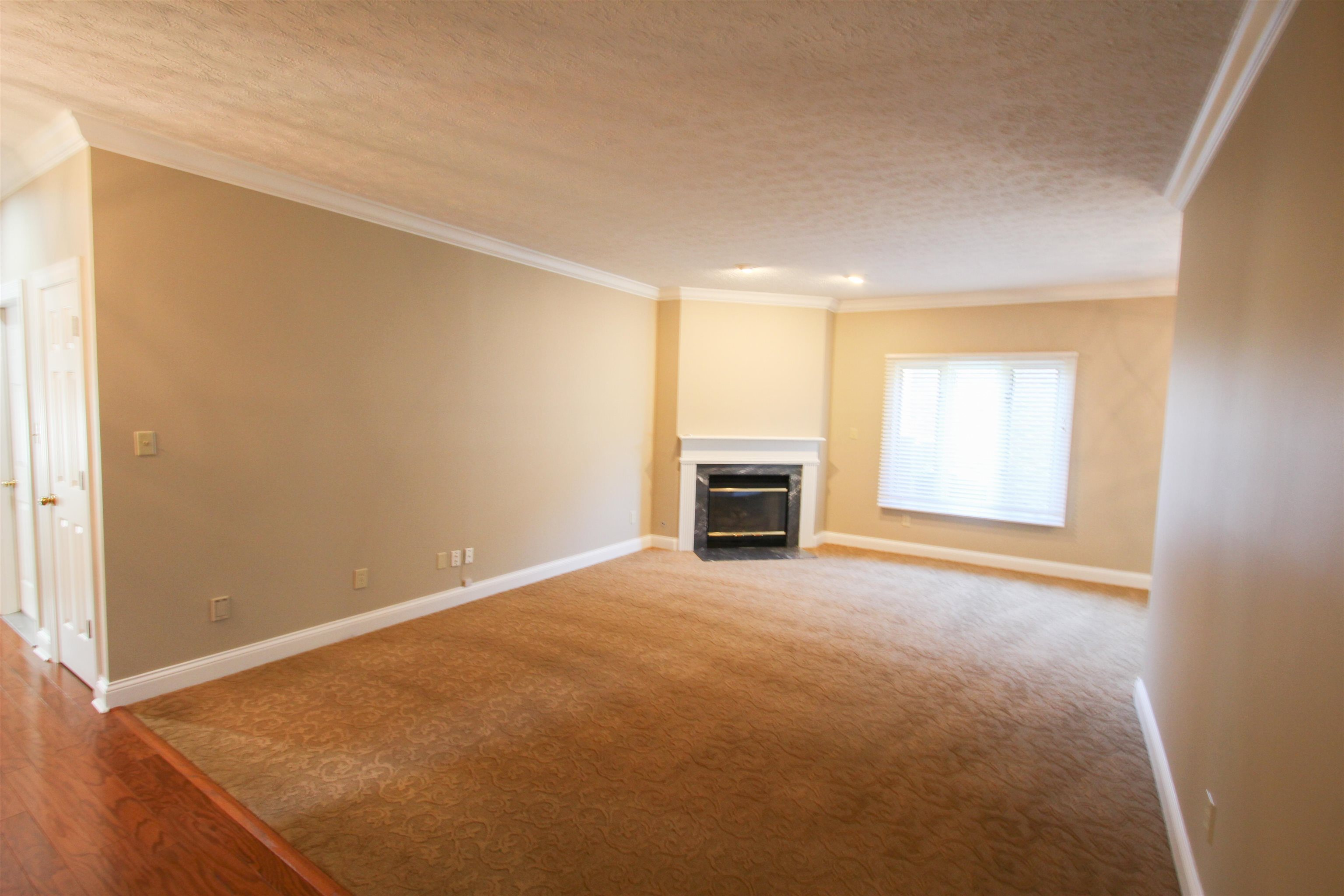 2033 Wimbledon Court, Owensboro, Kentucky 42301, 3 Bedrooms Bedrooms, ,2 BathroomsBathrooms,Single Family Residence,For Sale,Wimbledon Court,87856