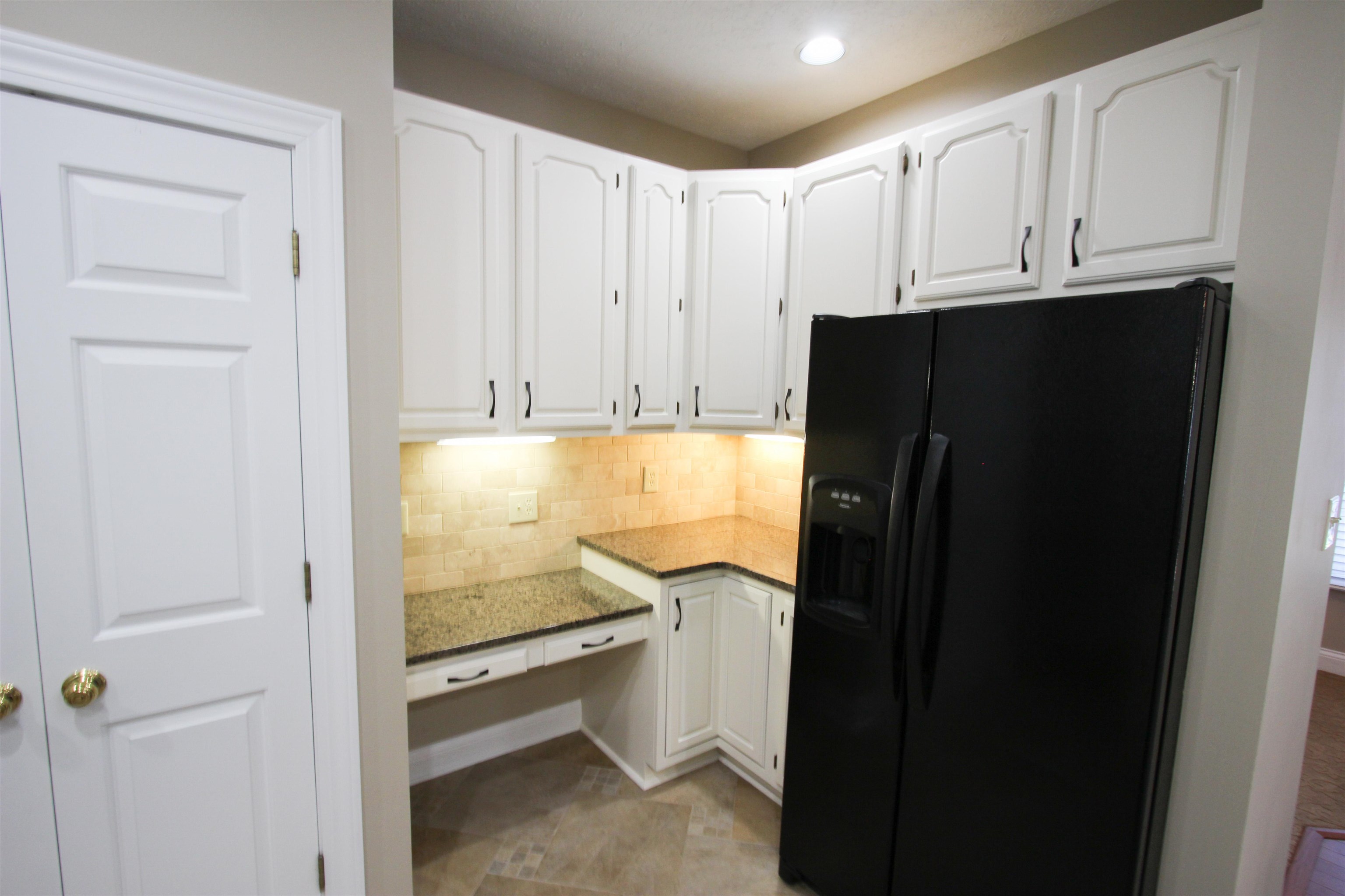 2033 Wimbledon Court, Owensboro, Kentucky 42301, 3 Bedrooms Bedrooms, ,2 BathroomsBathrooms,Single Family Residence,For Sale,Wimbledon Court,87856