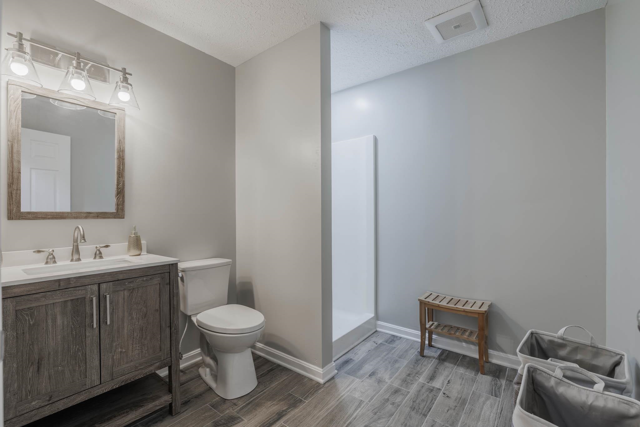 7671 Wayne Bridge Rd, Owensboro, Kentucky 42301, 2 Bedrooms Bedrooms, ,1 BathroomBathrooms,Single Family Residence,For Sale,Wayne Bridge Rd,87857