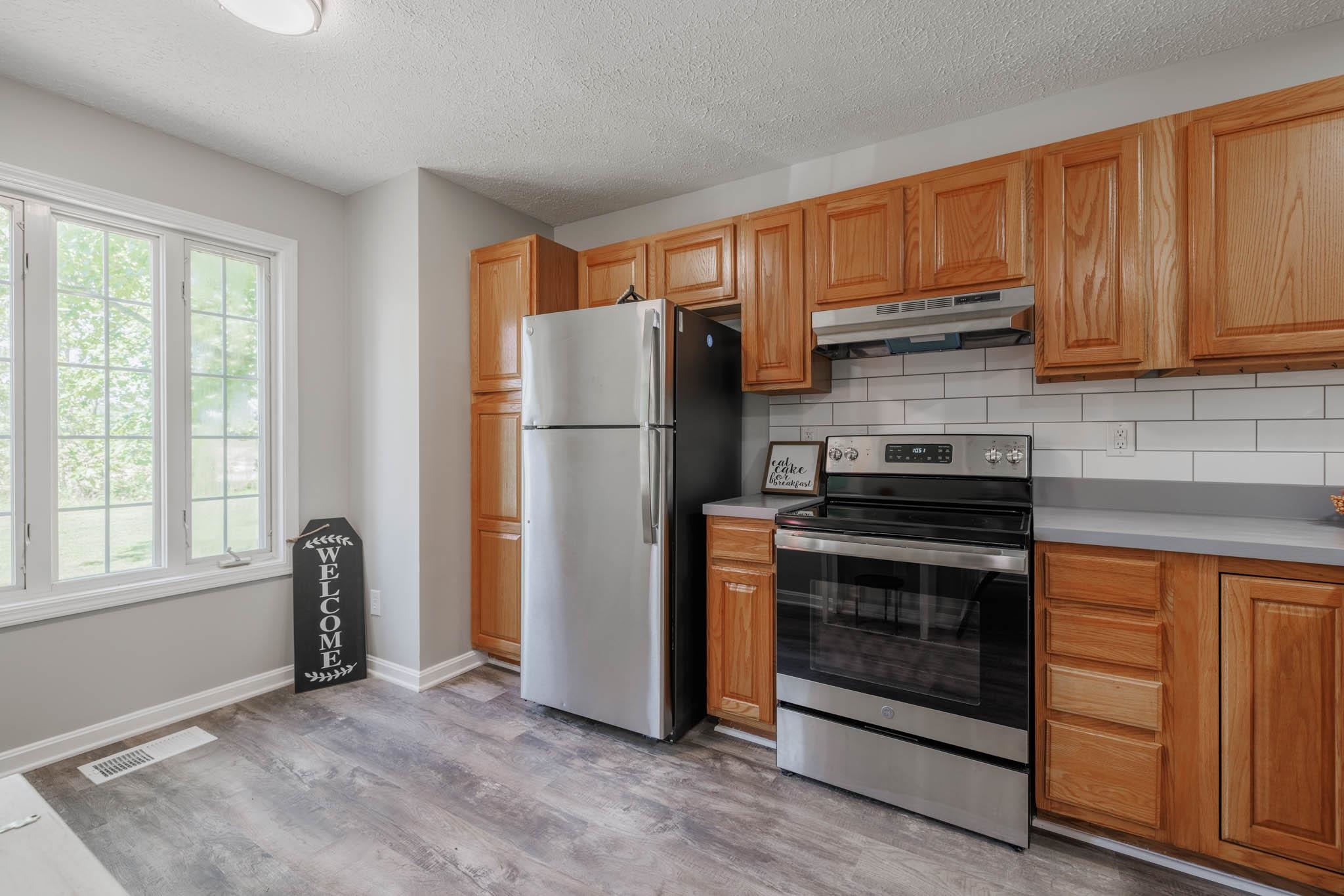 7671 Wayne Bridge Rd, Owensboro, Kentucky 42301, 2 Bedrooms Bedrooms, ,1 BathroomBathrooms,Single Family Residence,For Sale,Wayne Bridge Rd,87857