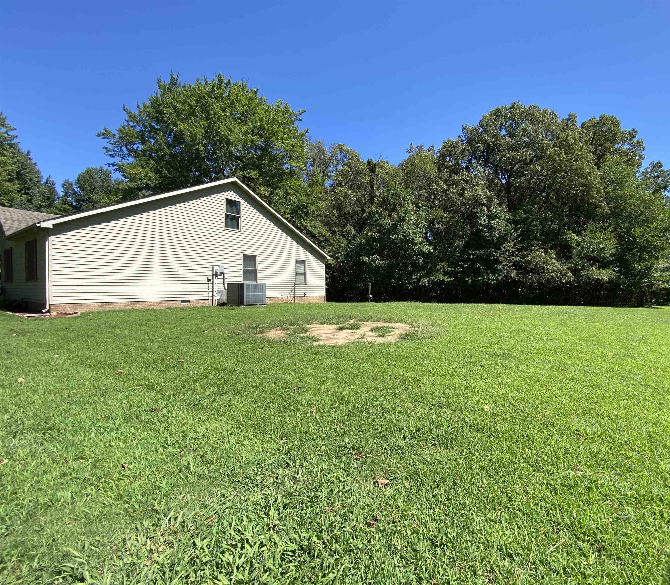 18554 Hwy. 1078 South, Henderson, Kentucky 42420, 3 Bedrooms Bedrooms, ,1 BathroomBathrooms,Single Family Residence,For Sale,Hwy. 1078 South,87859