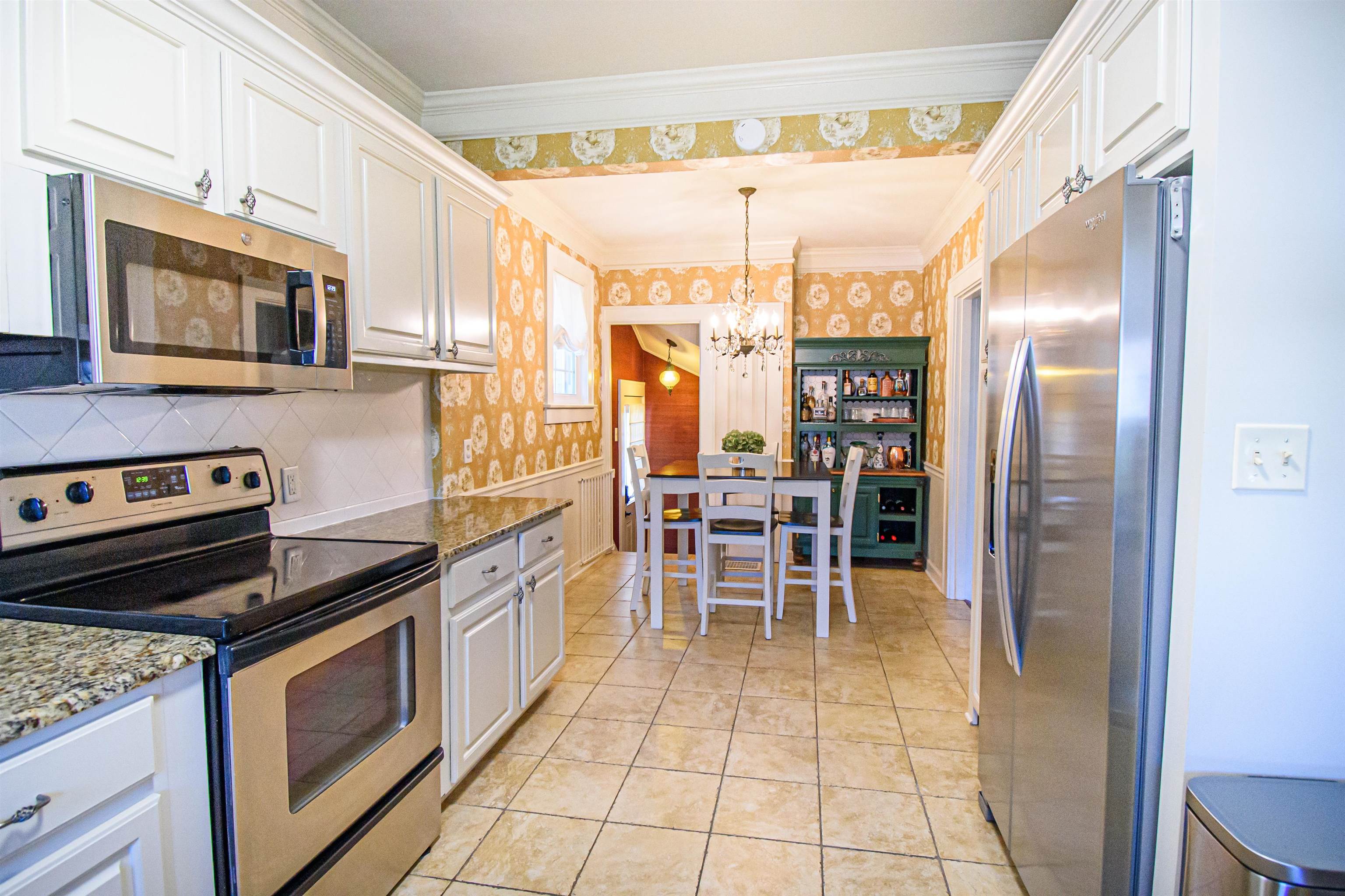 513 Ford Avenue, Owensboro, Kentucky 42301, 3 Bedrooms Bedrooms, ,2 BathroomsBathrooms,Single Family Residence,For Sale,Ford Avenue,87871