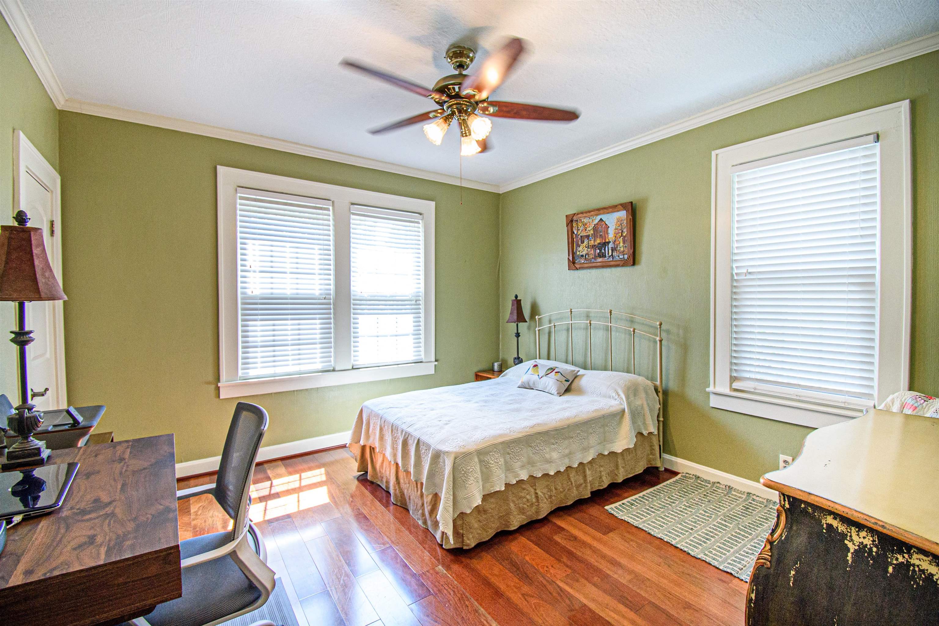 513 Ford Avenue, Owensboro, Kentucky 42301, 3 Bedrooms Bedrooms, ,2 BathroomsBathrooms,Single Family Residence,For Sale,Ford Avenue,87871