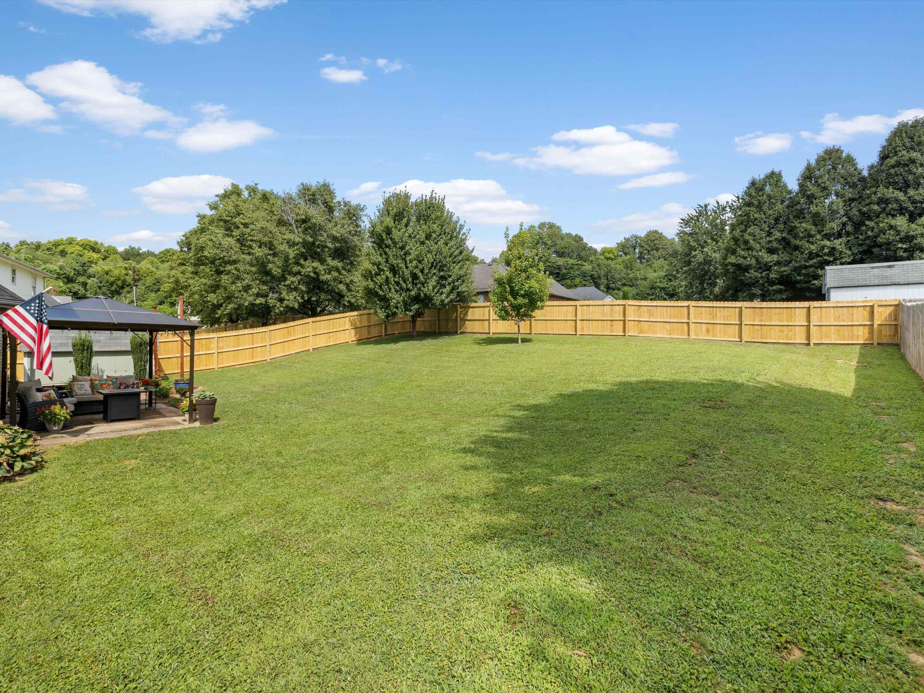 771 Sinclair Ave, Henderson, Kentucky 42420, 4 Bedrooms Bedrooms, ,2 BathroomsBathrooms,Single Family Residence,For Sale,Sinclair Ave,87873
