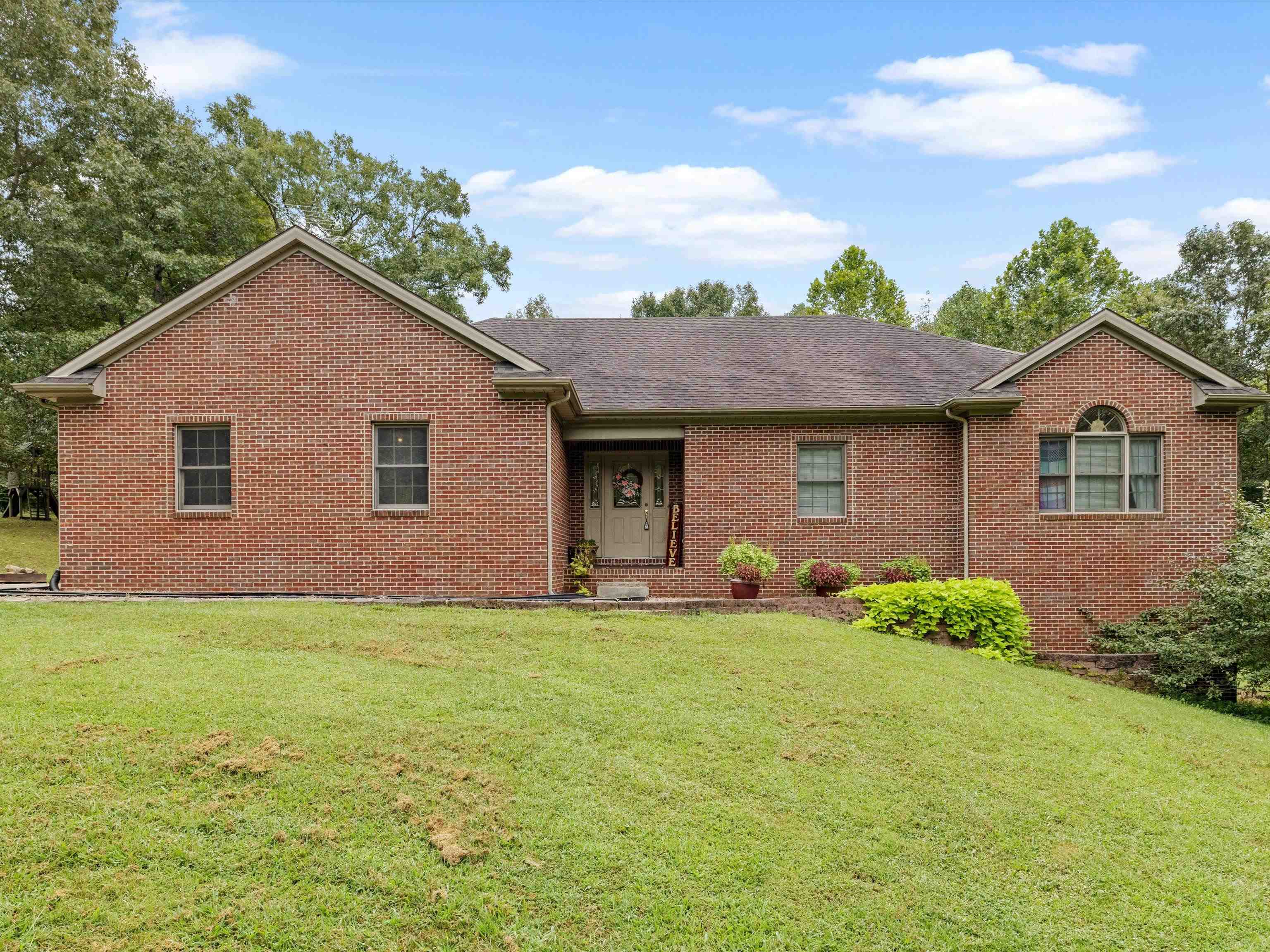 1229 Canary Loop, Fordsville, Kentucky 42343, 4 Bedrooms Bedrooms, ,3 BathroomsBathrooms,Single Family Residence,For Sale,Canary Loop,87875
