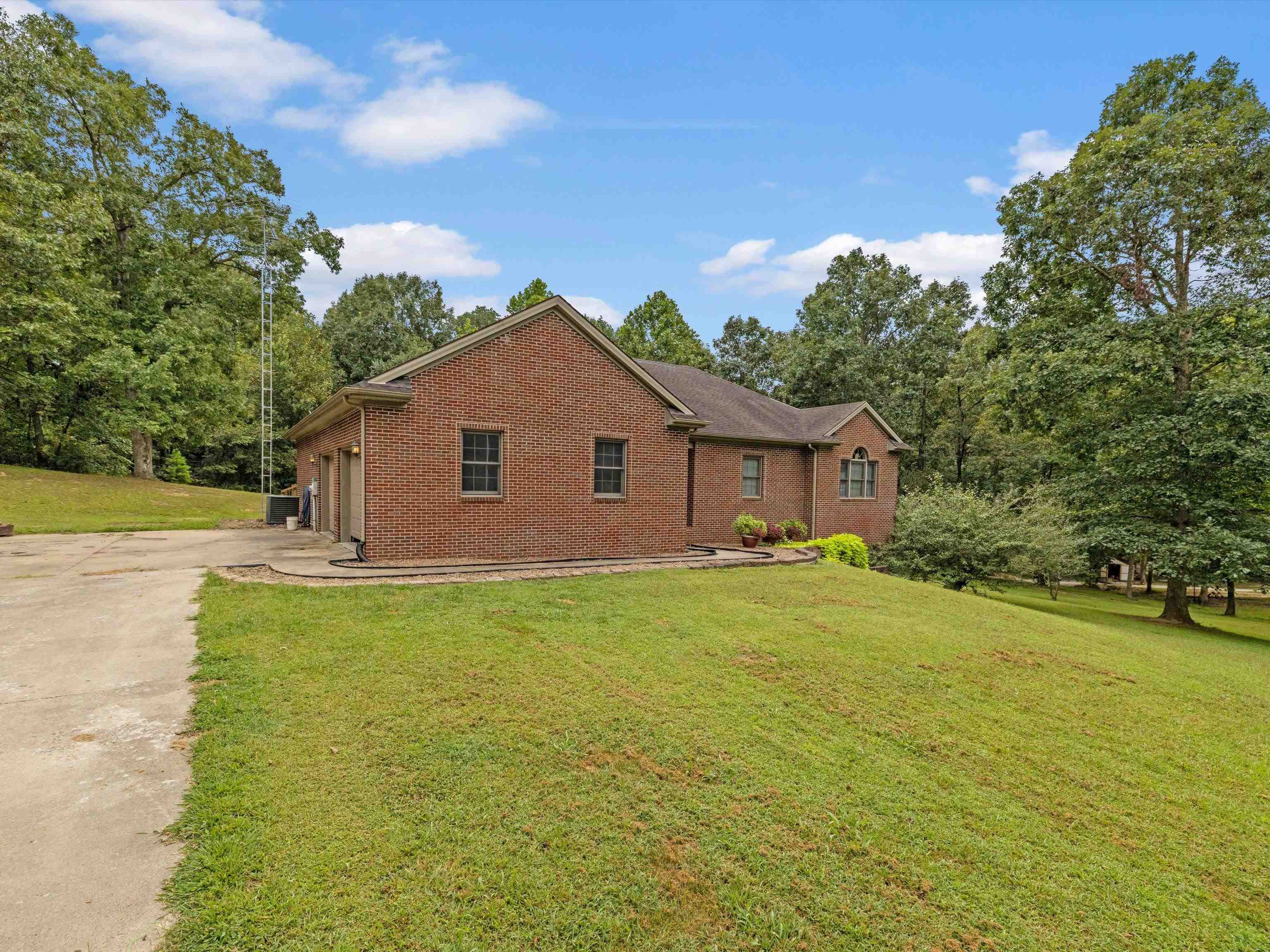 1229 Canary Loop, Fordsville, Kentucky 42343, 4 Bedrooms Bedrooms, ,3 BathroomsBathrooms,Single Family Residence,For Sale,Canary Loop,87875