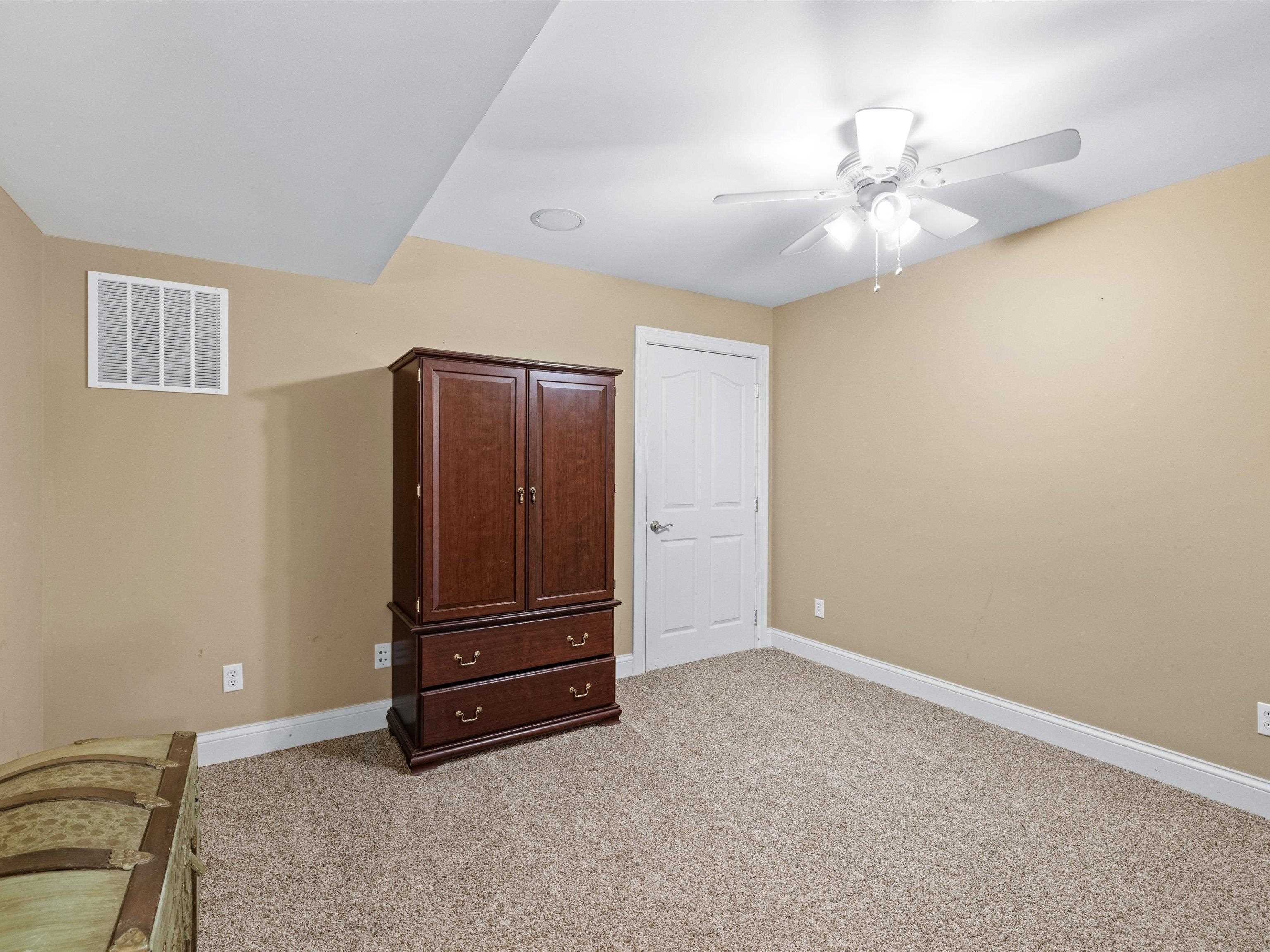 1229 Canary Loop, Fordsville, Kentucky 42343, 4 Bedrooms Bedrooms, ,3 BathroomsBathrooms,Single Family Residence,For Sale,Canary Loop,87875