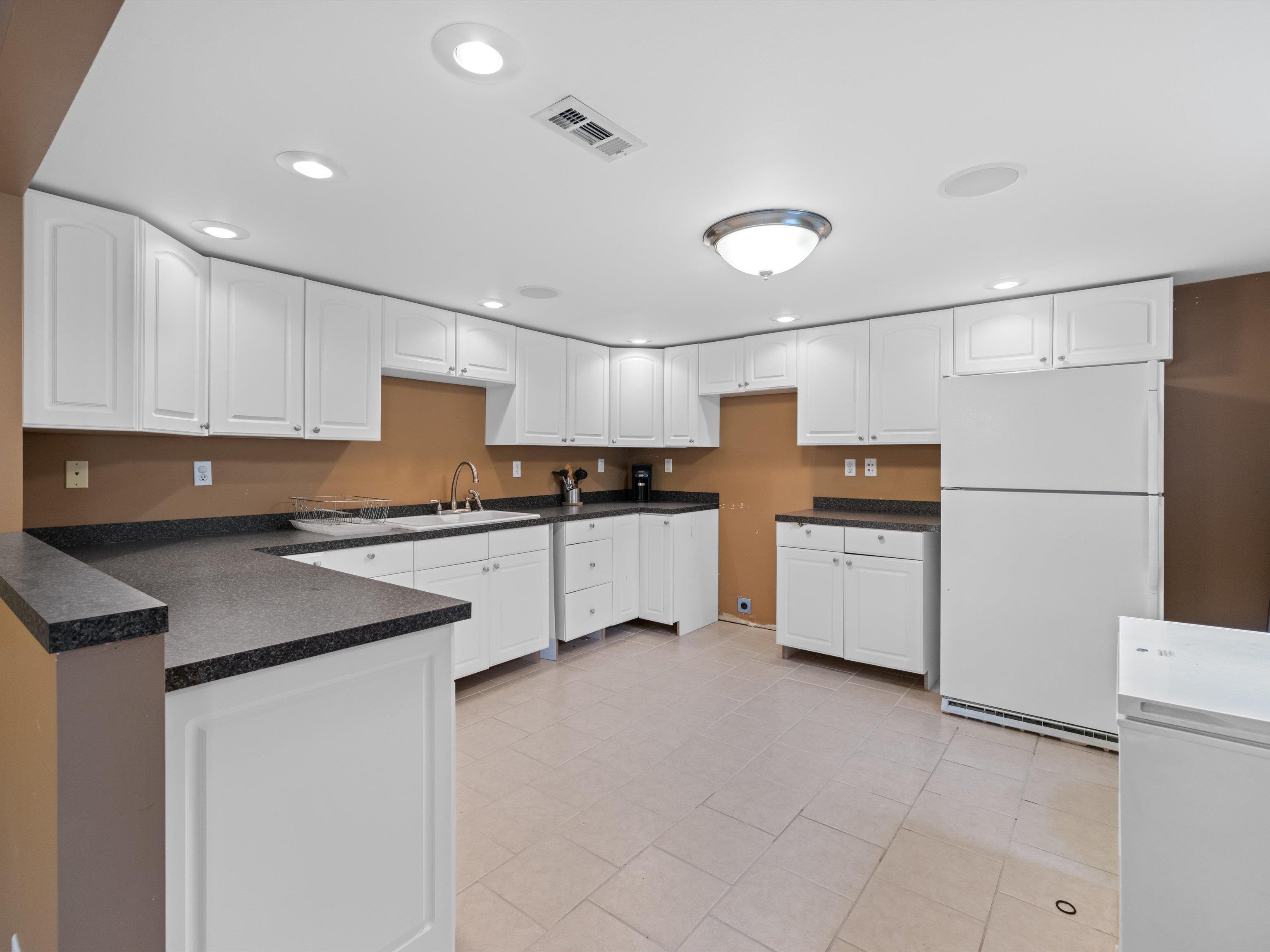 1229 Canary Loop, Fordsville, Kentucky 42343, 4 Bedrooms Bedrooms, ,3 BathroomsBathrooms,Single Family Residence,For Sale,Canary Loop,87875