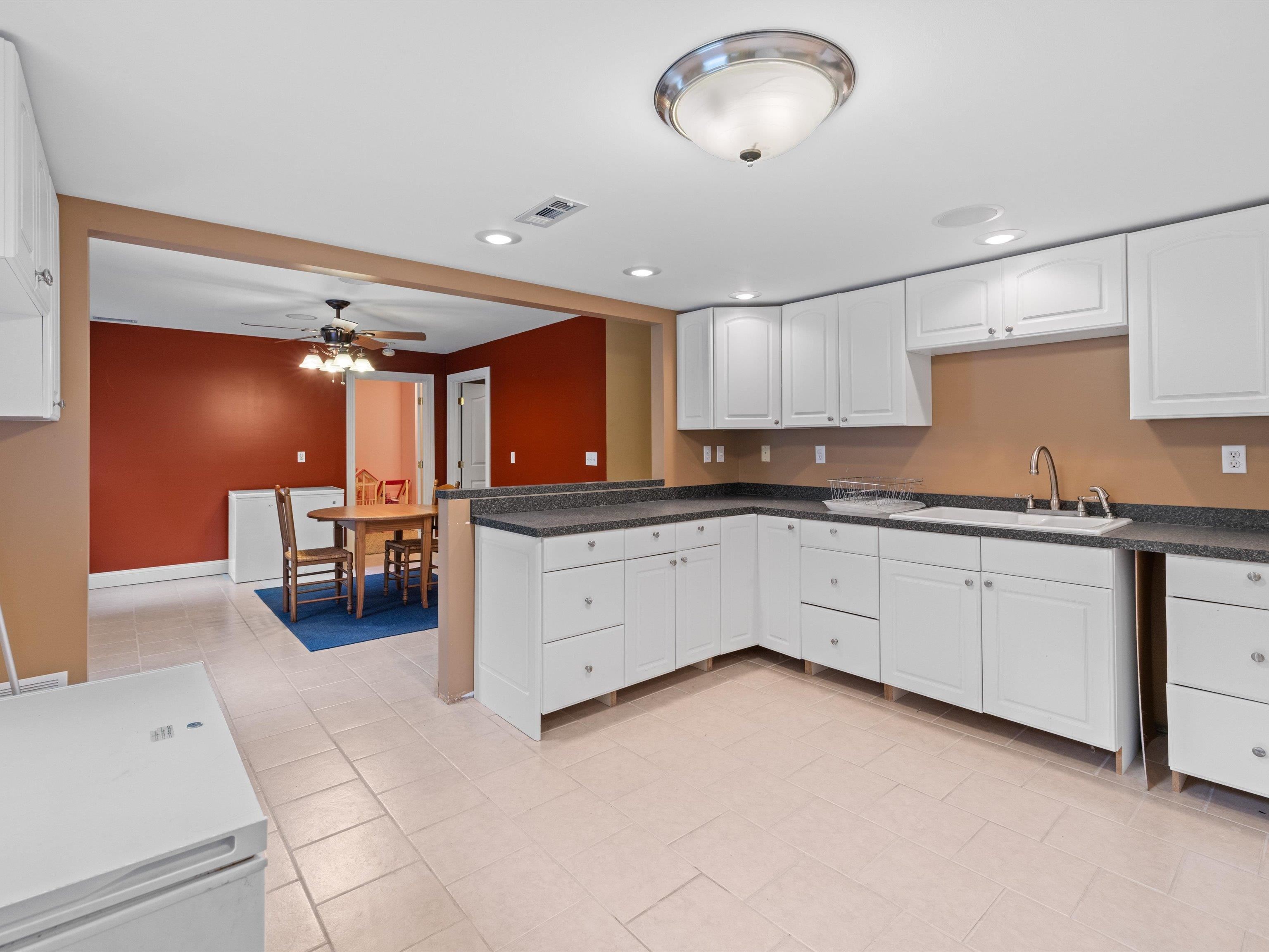 1229 Canary Loop, Fordsville, Kentucky 42343, 4 Bedrooms Bedrooms, ,3 BathroomsBathrooms,Single Family Residence,For Sale,Canary Loop,87875