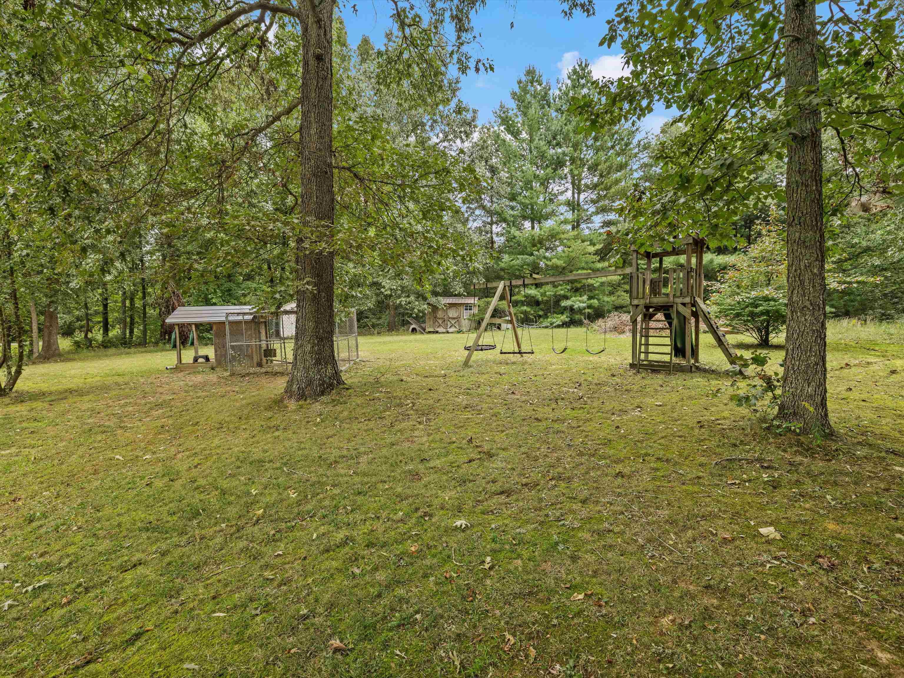 1229 Canary Loop, Fordsville, Kentucky 42343, 4 Bedrooms Bedrooms, ,3 BathroomsBathrooms,Single Family Residence,For Sale,Canary Loop,87875