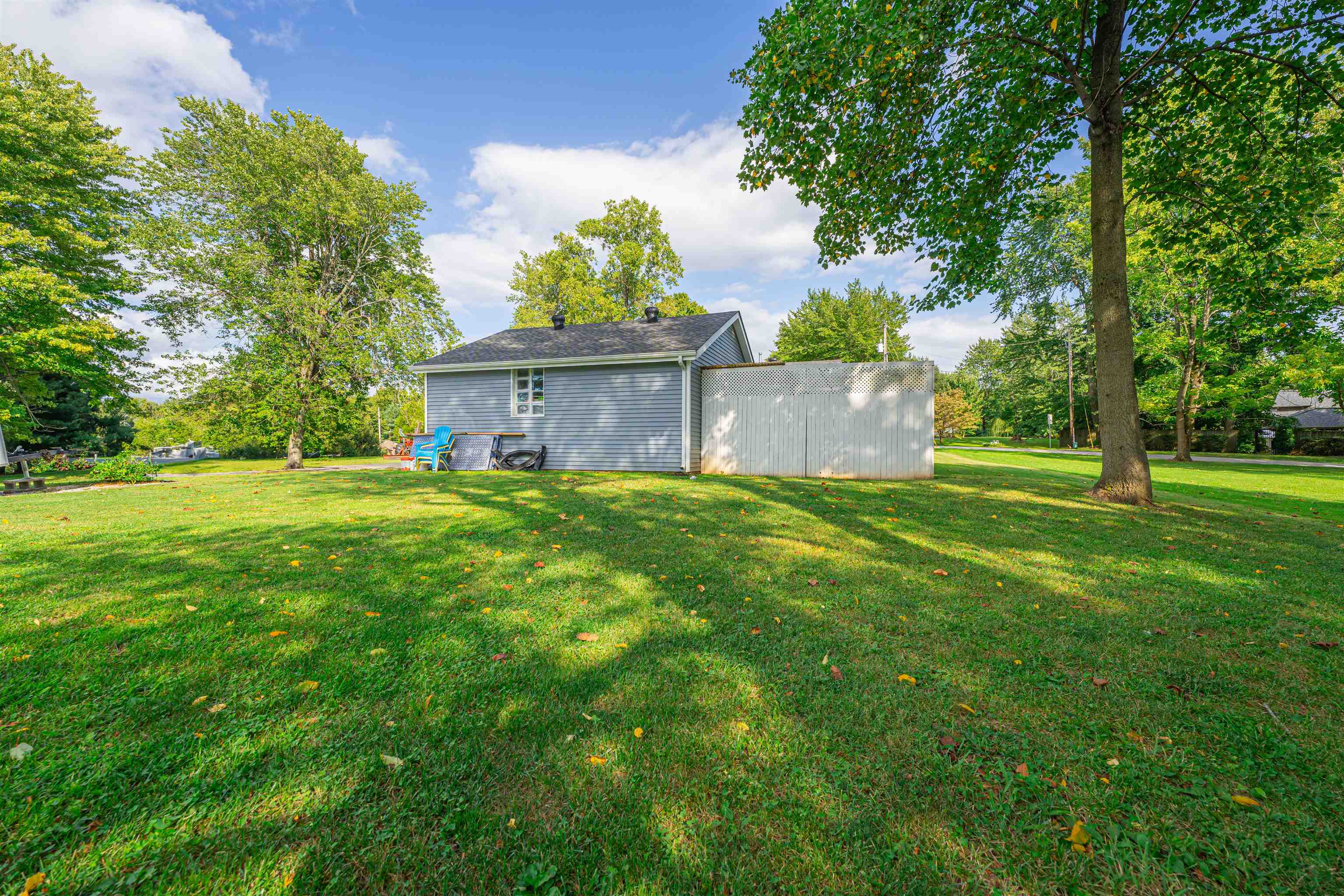 2521 Fairview Spur, Owensboro, Kentucky 42303, 2 Bedrooms Bedrooms, ,2 BathroomsBathrooms,Single Family Residence,For Sale,Fairview Spur,87893