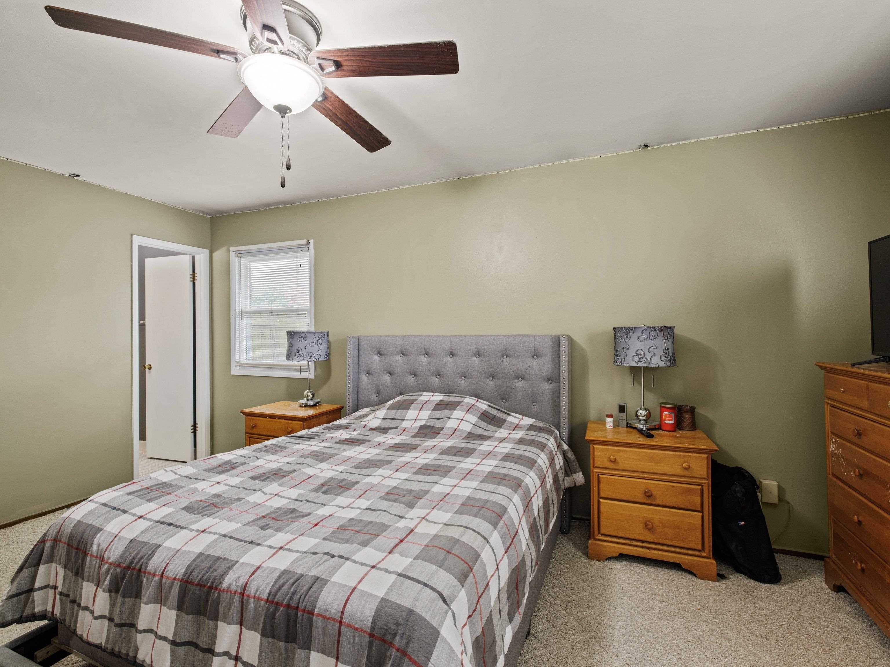 2647 Middleground Dr. West, Owensboro, Kentucky 42301, 3 Bedrooms Bedrooms, ,2 BathroomsBathrooms,Single Family Residence,For Sale,Middleground Dr. West,87906