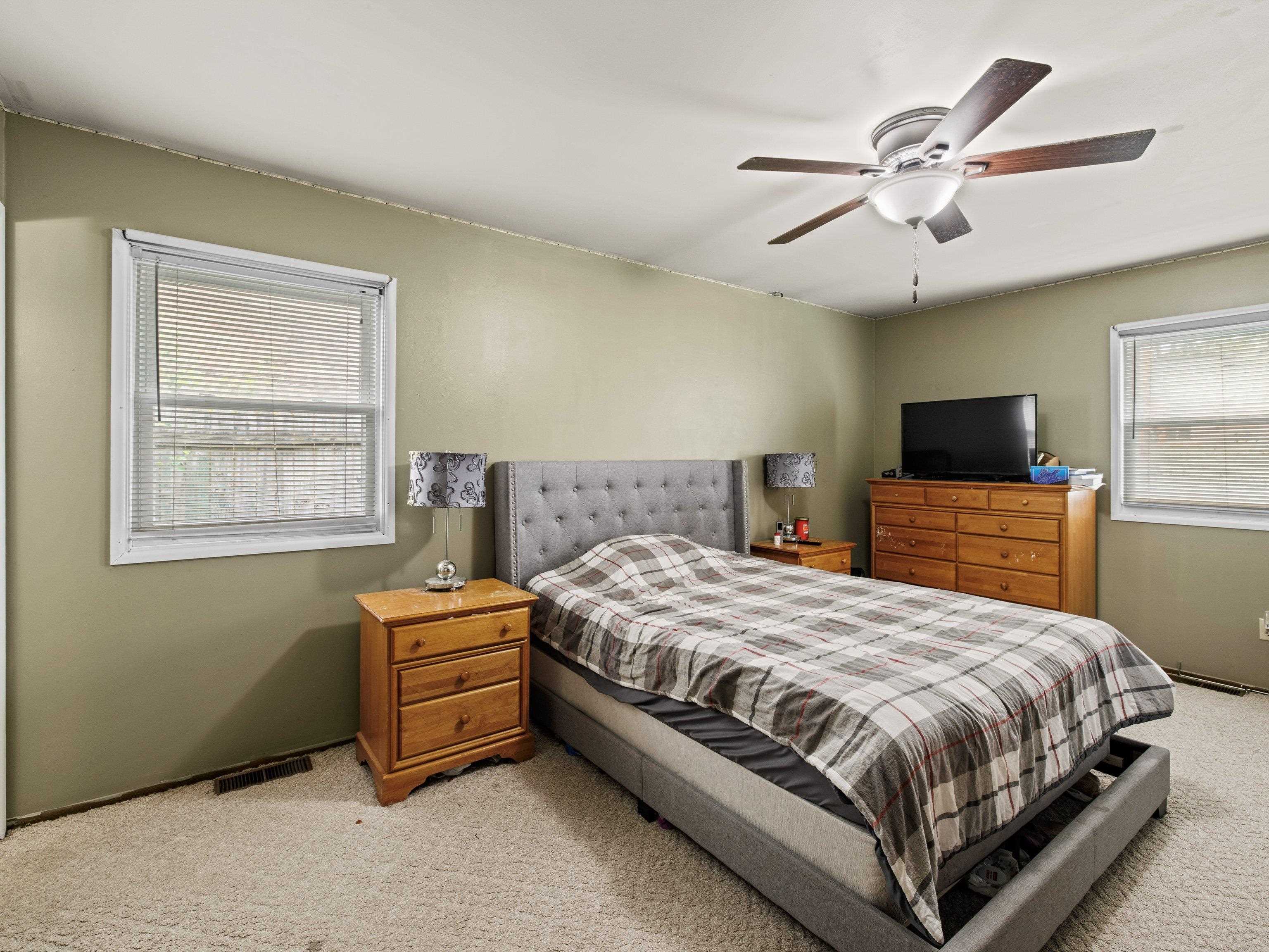 2647 Middleground Dr. West, Owensboro, Kentucky 42301, 3 Bedrooms Bedrooms, ,2 BathroomsBathrooms,Single Family Residence,For Sale,Middleground Dr. West,87906