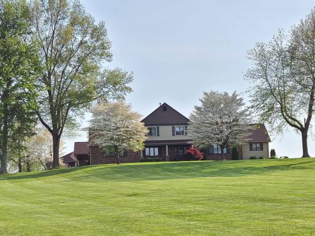 2940 Pleasant Valley Rd., Owensboro, Kentucky 42303, 5 Bedrooms Bedrooms, ,4 BathroomsBathrooms,Single Family Residence,For Sale,Pleasant Valley Rd.,87907