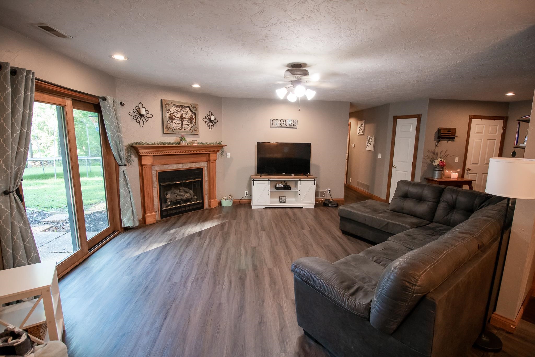 5541 Dee Acres Drive, Philpot, Kentucky 42366, 3 Bedrooms Bedrooms, ,2 BathroomsBathrooms,Single Family Residence,For Sale,Dee Acres Drive,87912