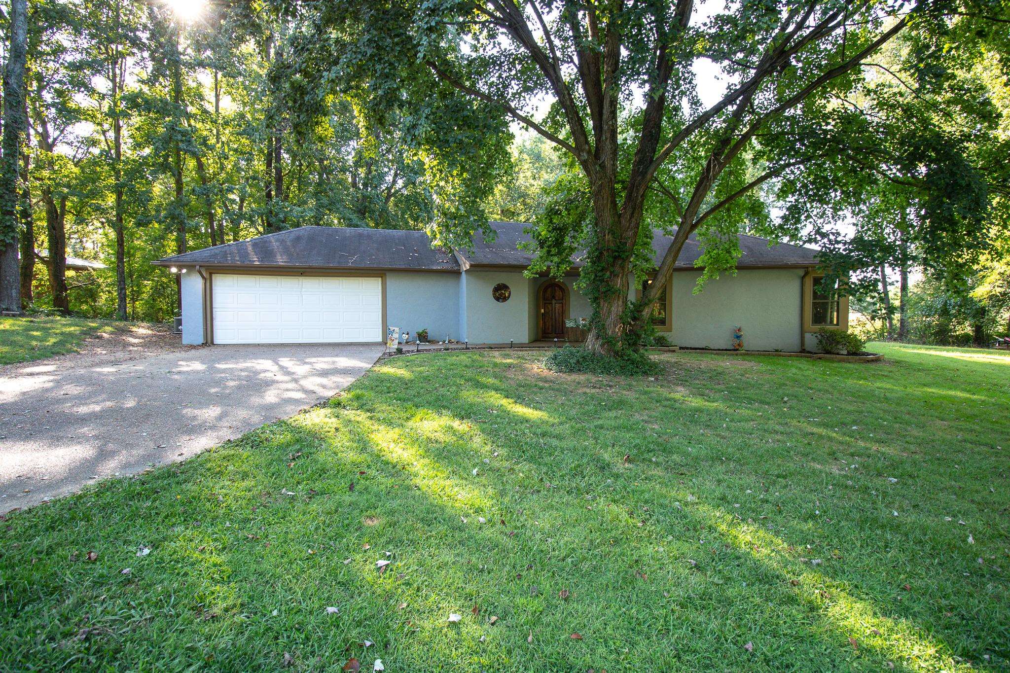 5541 Dee Acres Drive, Philpot, Kentucky 42366, 3 Bedrooms Bedrooms, ,2 BathroomsBathrooms,Single Family Residence,For Sale,Dee Acres Drive,87912