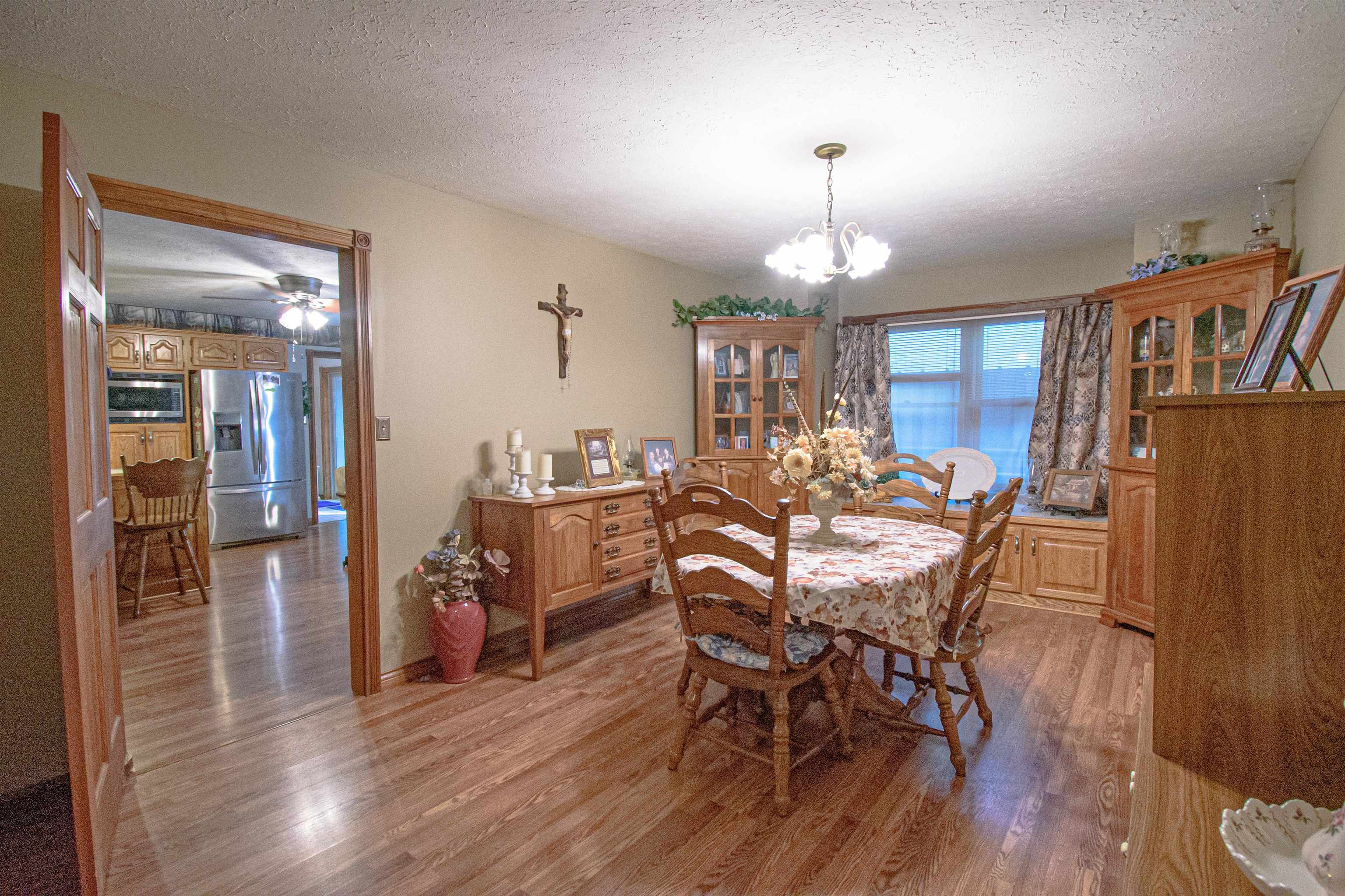 10251 Lanham Road, Philpot, Kentucky 42366, 3 Bedrooms Bedrooms, ,2 BathroomsBathrooms,Farm,For Sale,Lanham Road,87915