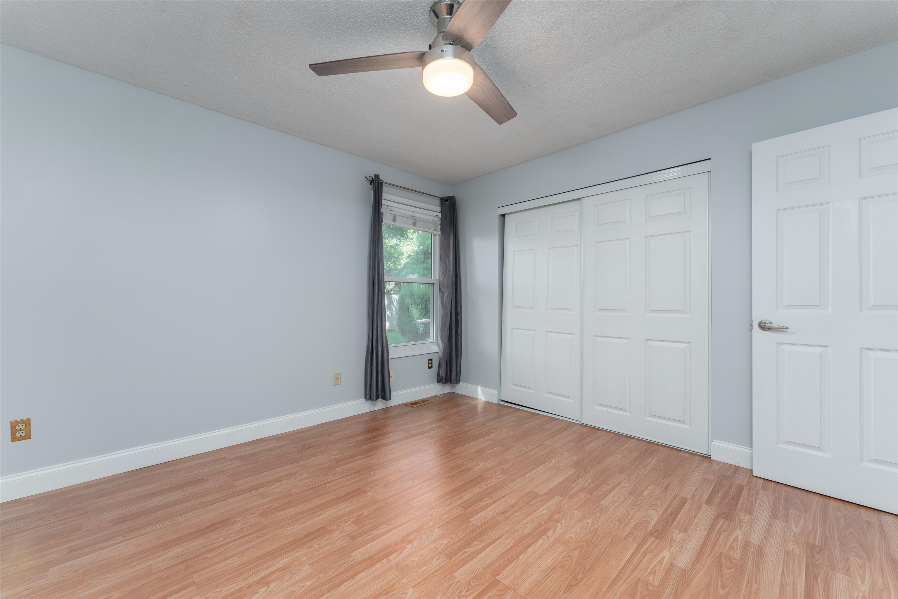 3808 Raintree Drive, Owensboro, Kentucky 42301, 3 Bedrooms Bedrooms, ,2 BathroomsBathrooms,Single Family Residence,For Sale,Raintree Drive,87916