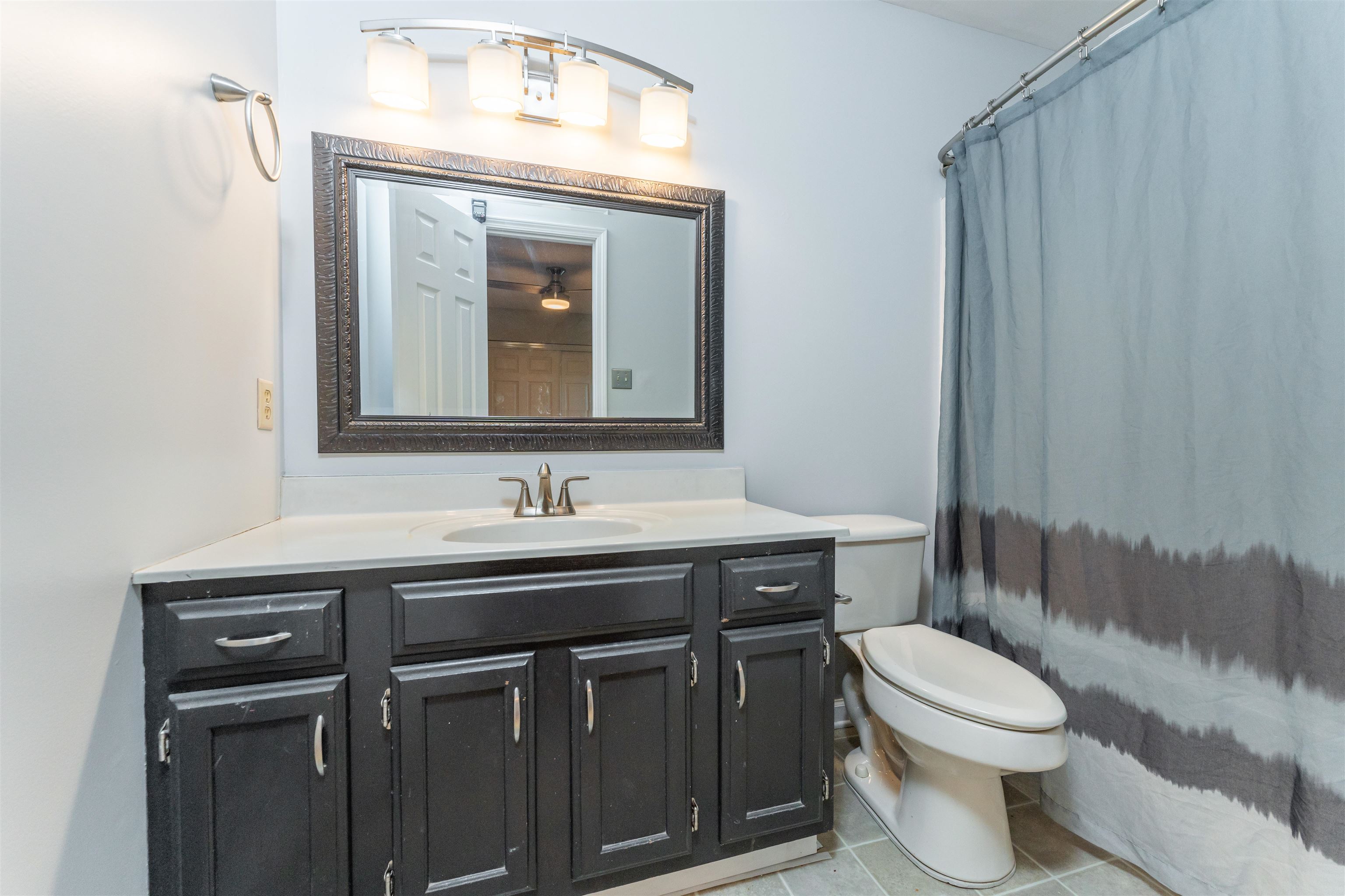 3808 Raintree Drive, Owensboro, Kentucky 42301, 3 Bedrooms Bedrooms, ,2 BathroomsBathrooms,Single Family Residence,For Sale,Raintree Drive,87916