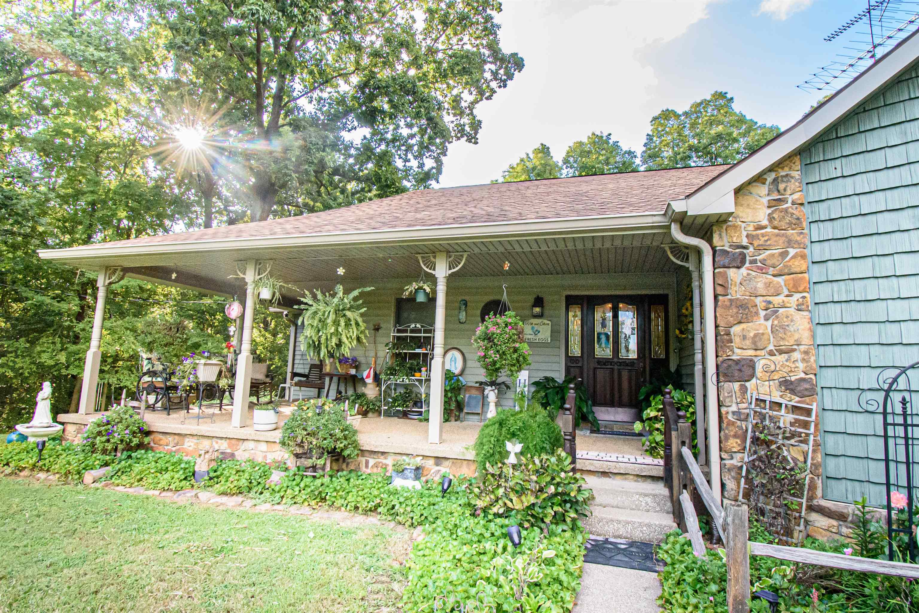 10251 Lanham Road, Philpot, Kentucky 42366, 3 Bedrooms Bedrooms, ,2 BathroomsBathrooms,Single Family Residence,For Sale,Lanham Road,87917