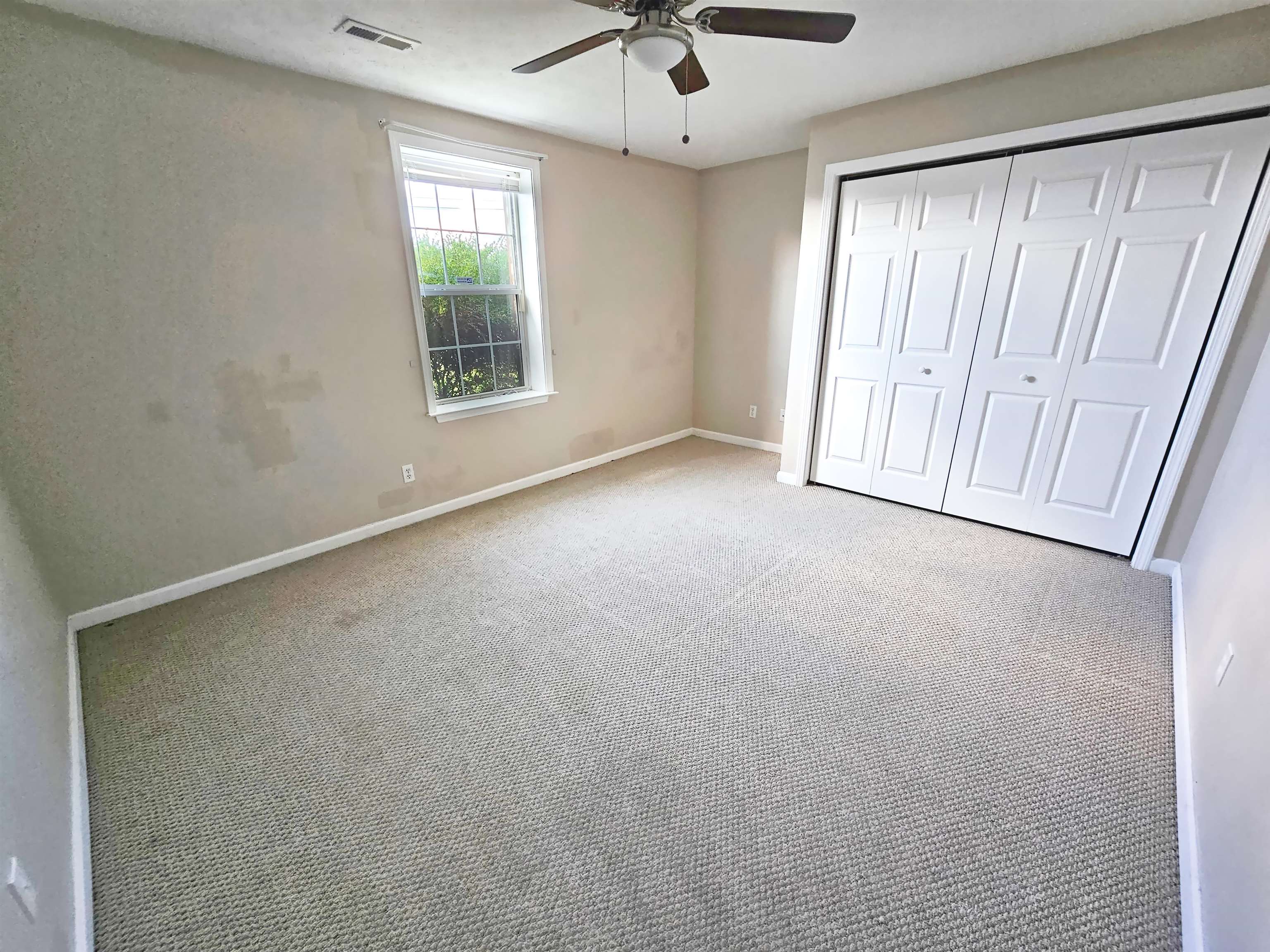 128 DERBYSHIRE CT, Radcliff, Kentucky 40160, 3 Bedrooms Bedrooms, ,2 BathroomsBathrooms,Single Family Residence,For Sale,DERBYSHIRE CT,87919