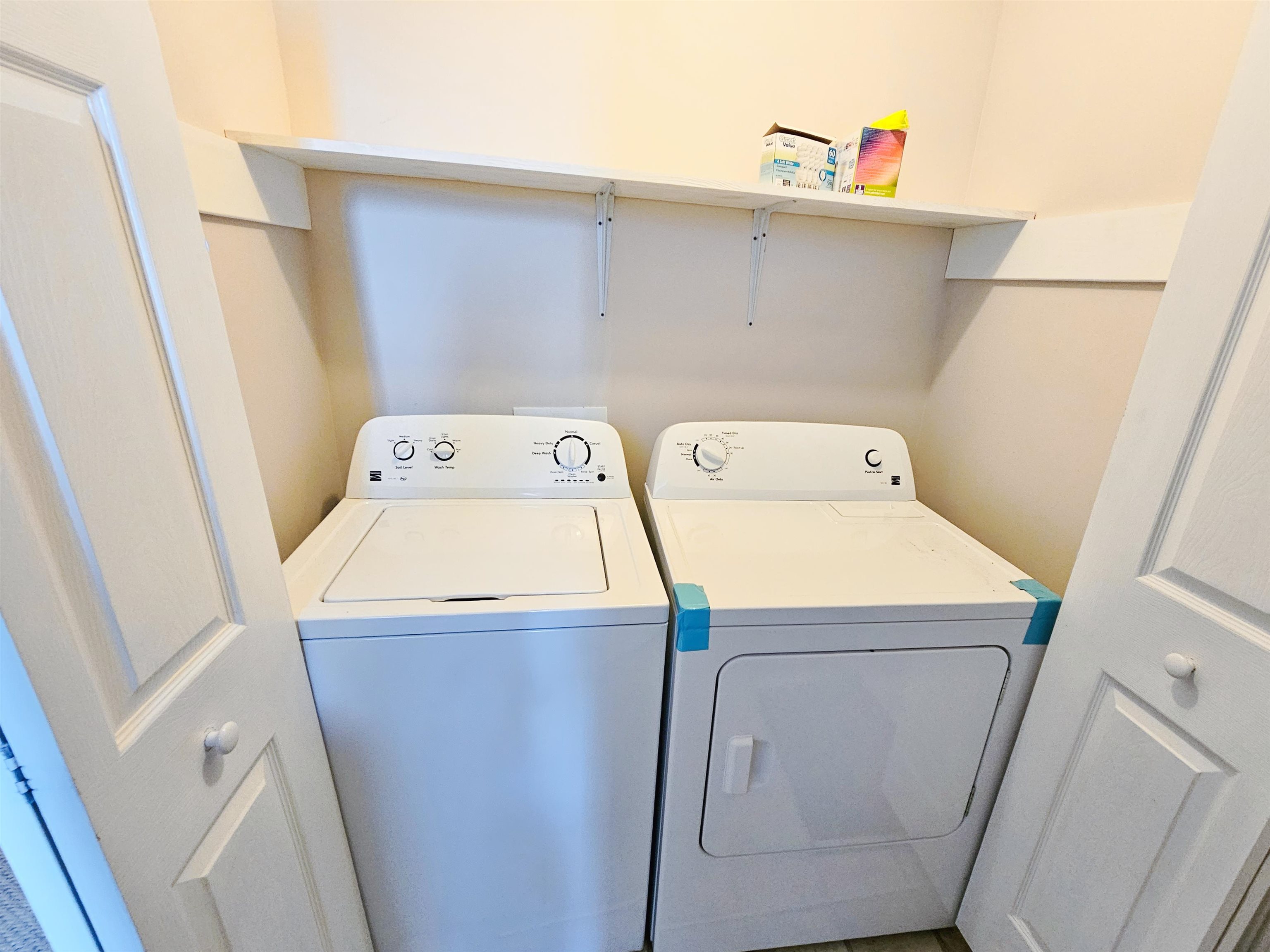 128 DERBYSHIRE CT, Radcliff, Kentucky 40160, 3 Bedrooms Bedrooms, ,2 BathroomsBathrooms,Single Family Residence,For Sale,DERBYSHIRE CT,87919
