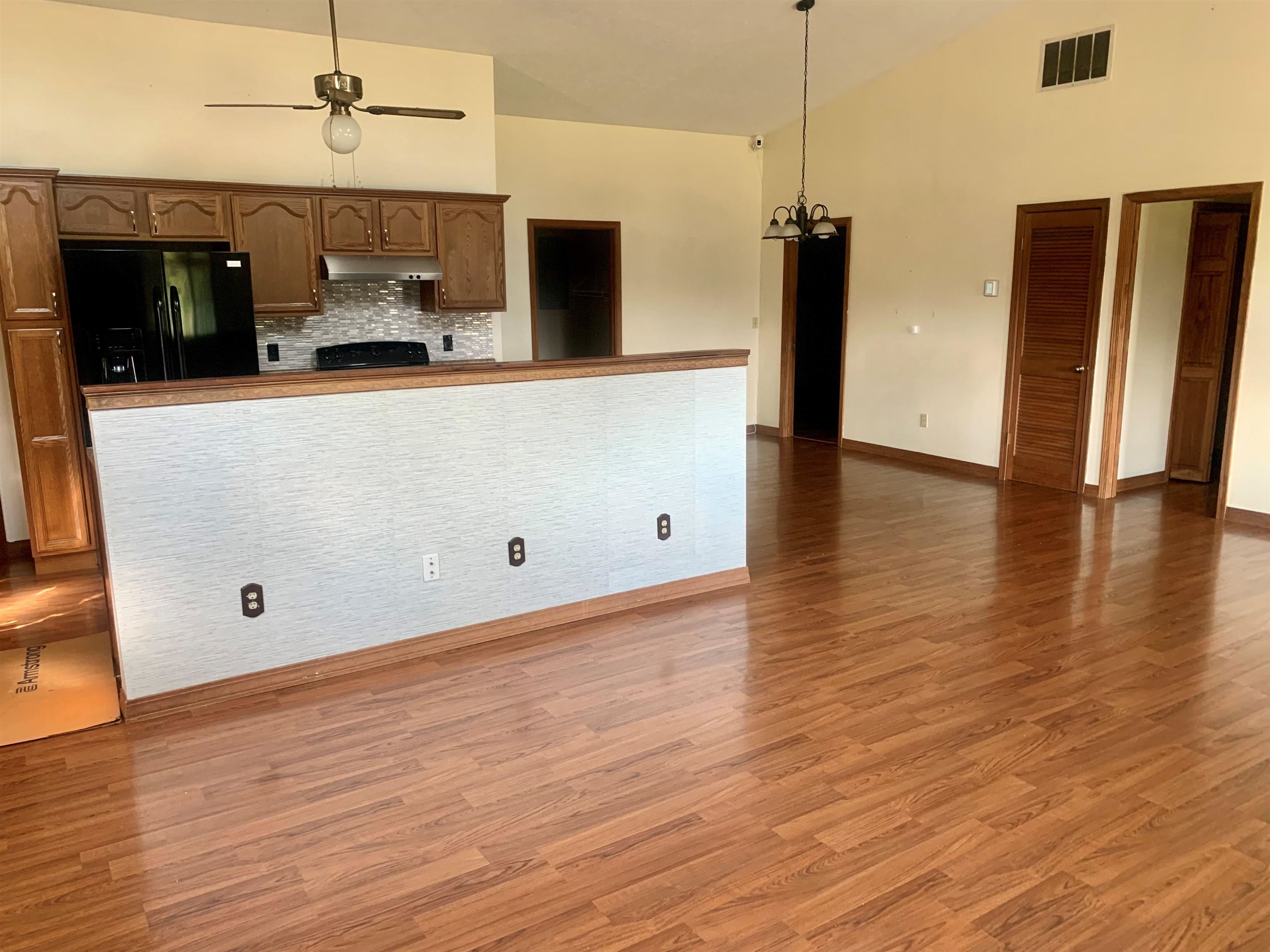 2530 Virgil Brown Rd, Hawesville, Kentucky 42348, 5 Bedrooms Bedrooms, ,2 BathroomsBathrooms,Single Family Residence,For Sale,Virgil Brown Rd,87924