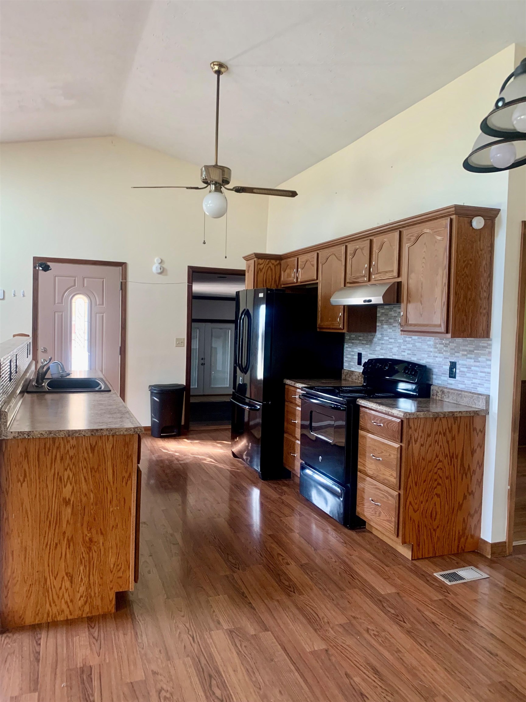 2530 Virgil Brown Rd, Hawesville, Kentucky 42348, 5 Bedrooms Bedrooms, ,2 BathroomsBathrooms,Single Family Residence,For Sale,Virgil Brown Rd,87924