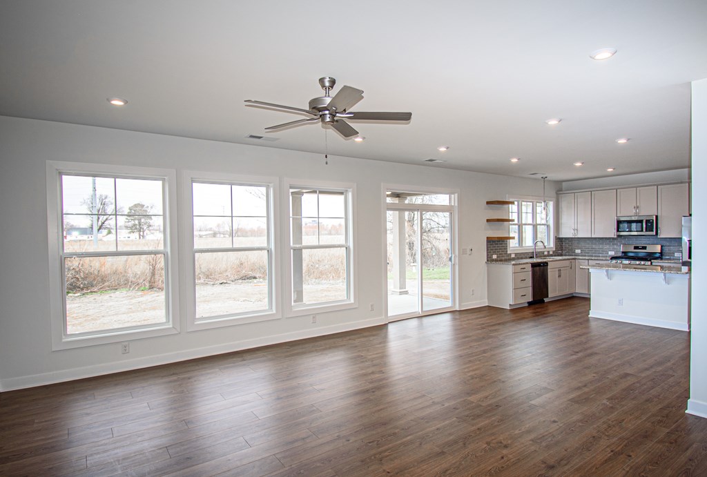 3809 Brookfield Drive, Owensboro, Kentucky 42303, 4 Bedrooms Bedrooms, ,2 BathroomsBathrooms,Single Family Residence,For Sale,Brookfield Drive,87938