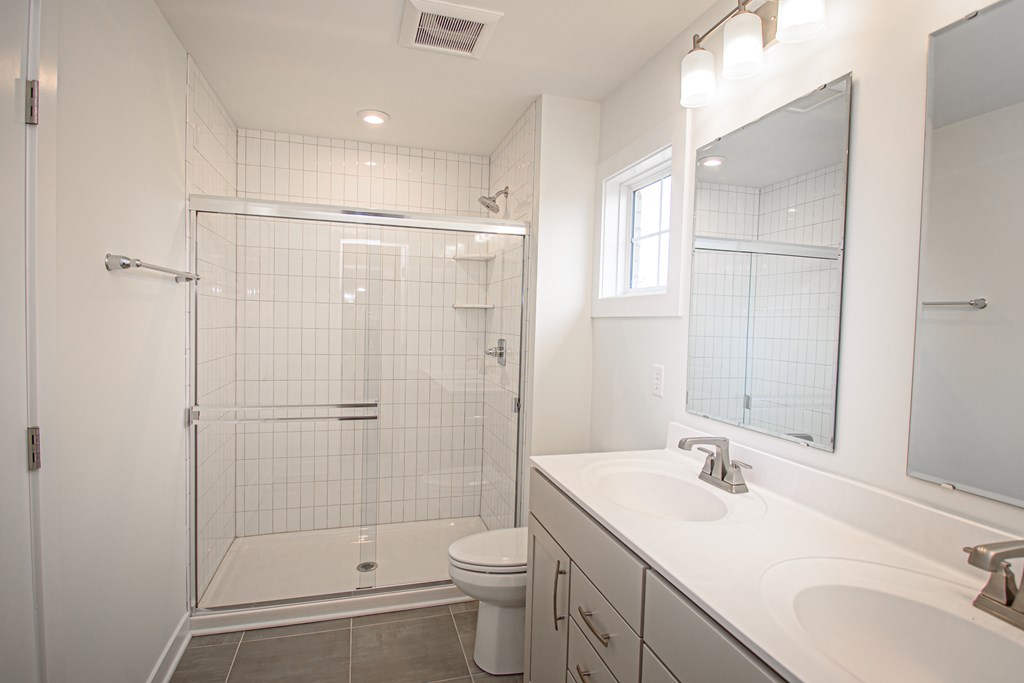 3809 Brookfield Drive, Owensboro, Kentucky 42303, 4 Bedrooms Bedrooms, ,2 BathroomsBathrooms,Single Family Residence,For Sale,Brookfield Drive,87938