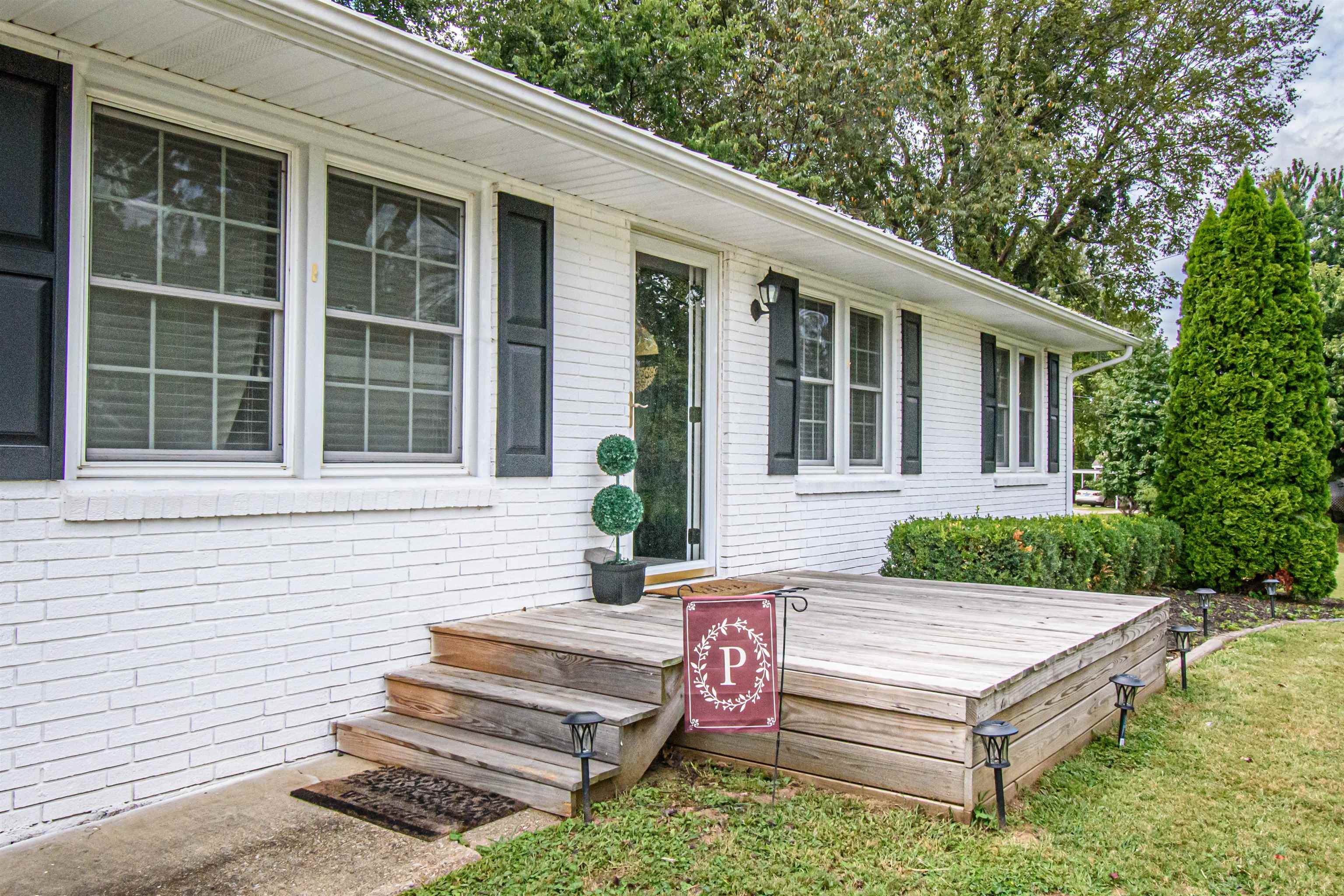 355 High St, Calhoun, Kentucky 42327, 3 Bedrooms Bedrooms, ,1 BathroomBathrooms,Single Family Residence,For Sale,High St,87948