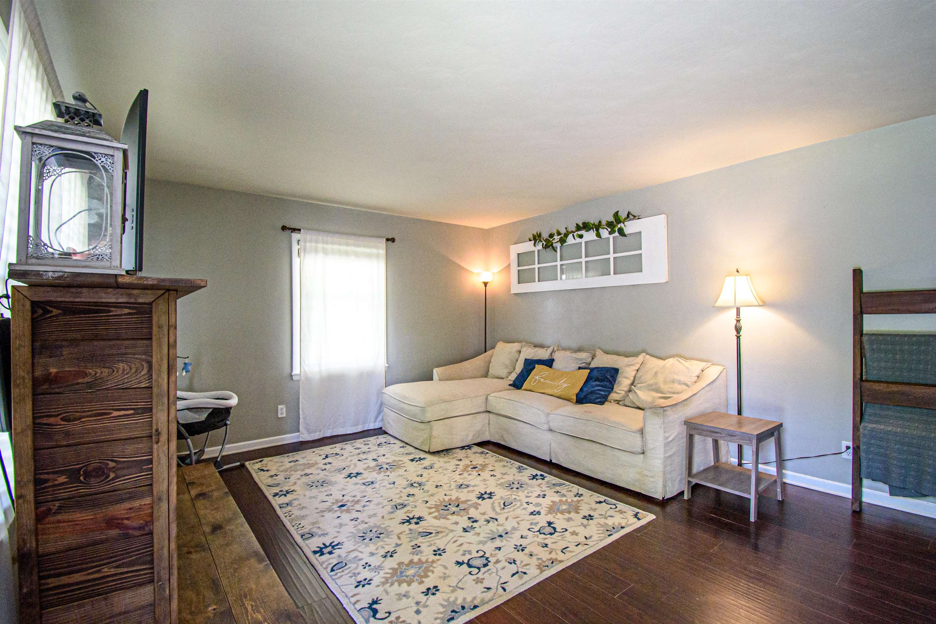 355 High St, Calhoun, Kentucky 42327, 3 Bedrooms Bedrooms, ,1 BathroomBathrooms,Single Family Residence,For Sale,High St,87948