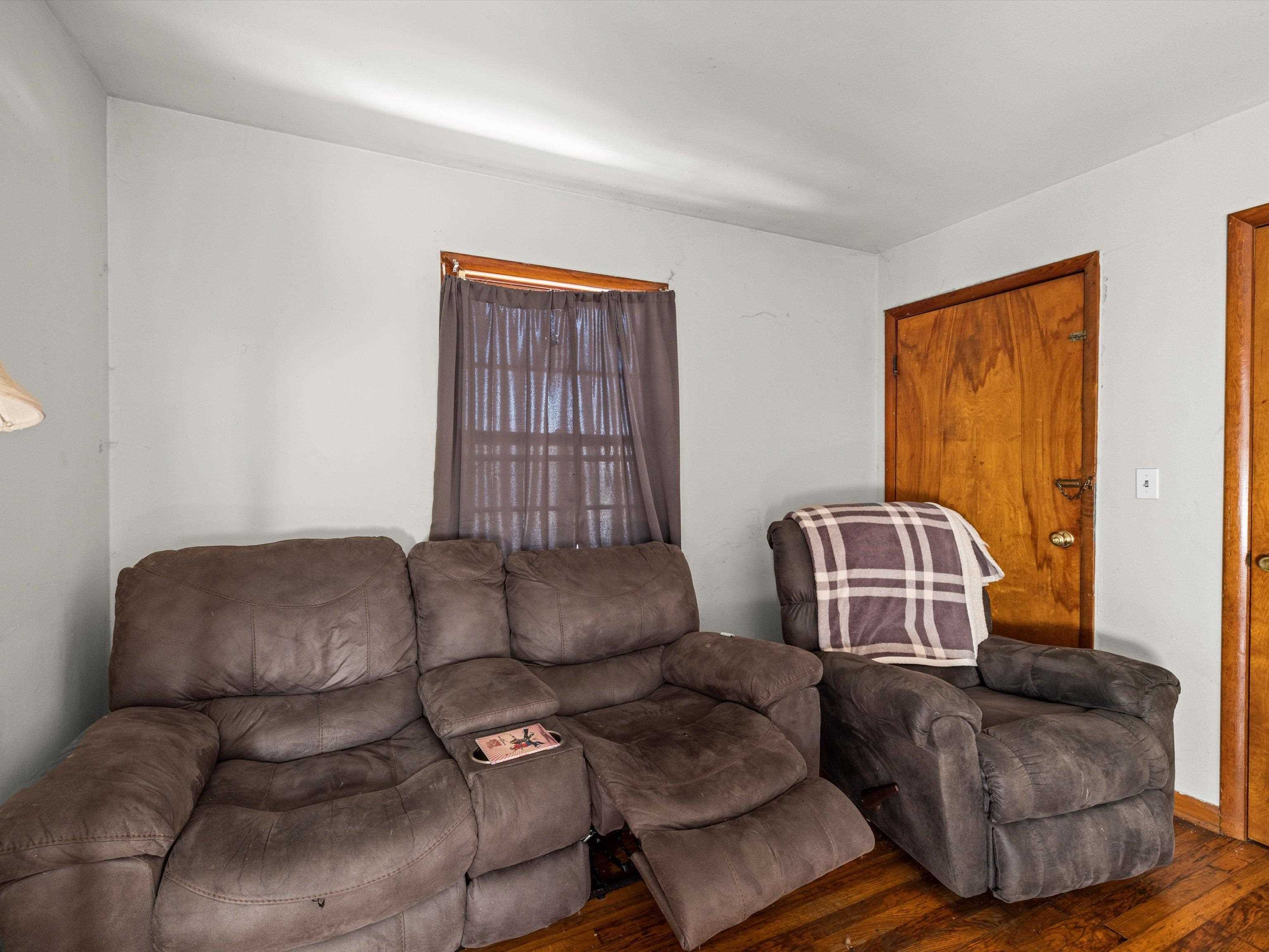1209 Carter Road, Owensboro, Kentucky 42301, 2 Bedrooms Bedrooms, ,2 BathroomsBathrooms,Duplex,For Sale,Carter Road,87950