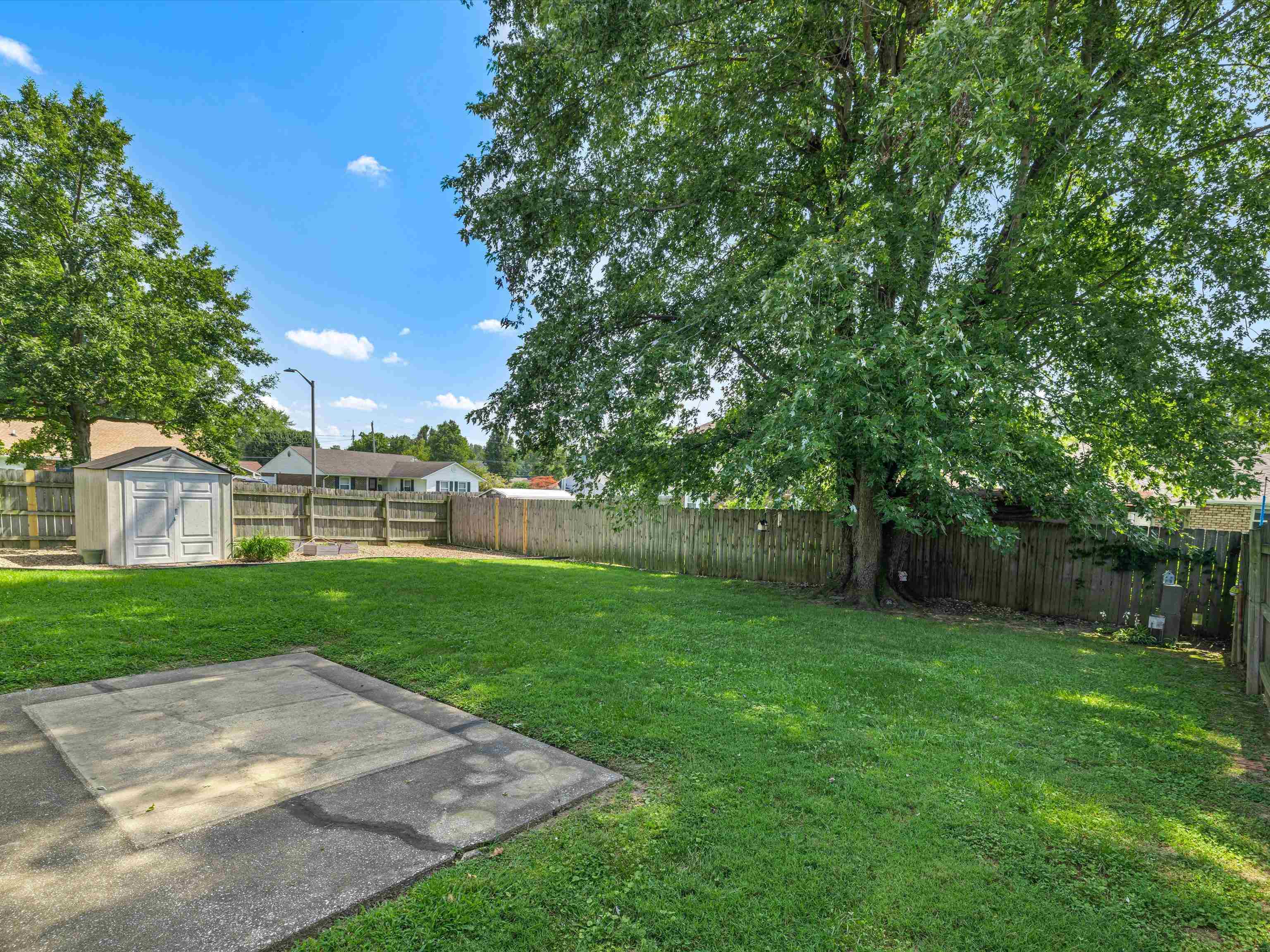 846 Mason Ct, Owensboro, Kentucky 42303, 3 Bedrooms Bedrooms, ,2 BathroomsBathrooms,Single Family Residence,For Sale,Mason Ct,87953