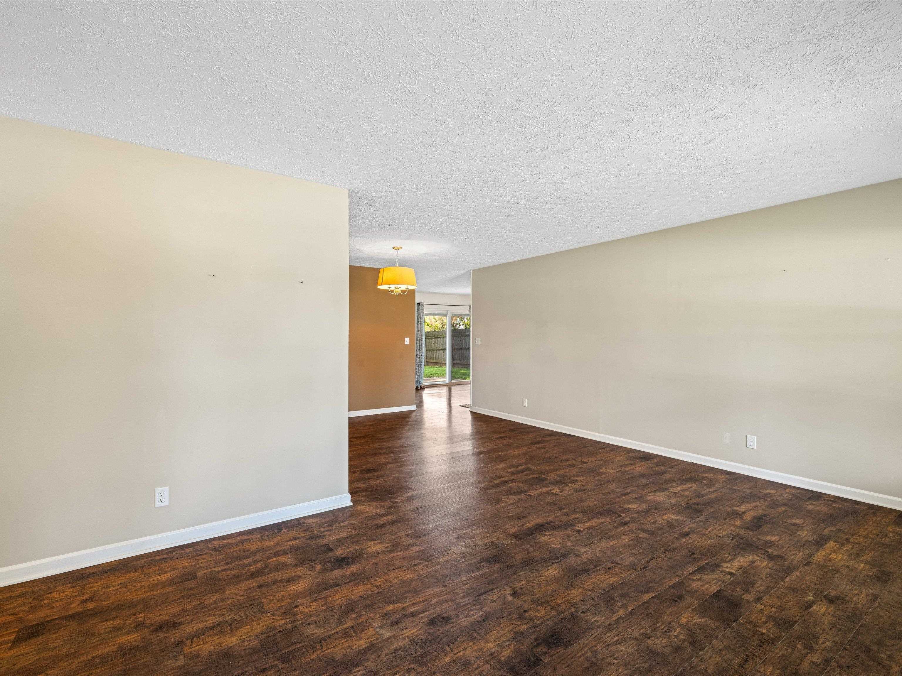 846 Mason Ct, Owensboro, Kentucky 42303, 3 Bedrooms Bedrooms, ,2 BathroomsBathrooms,Single Family Residence,For Sale,Mason Ct,87953