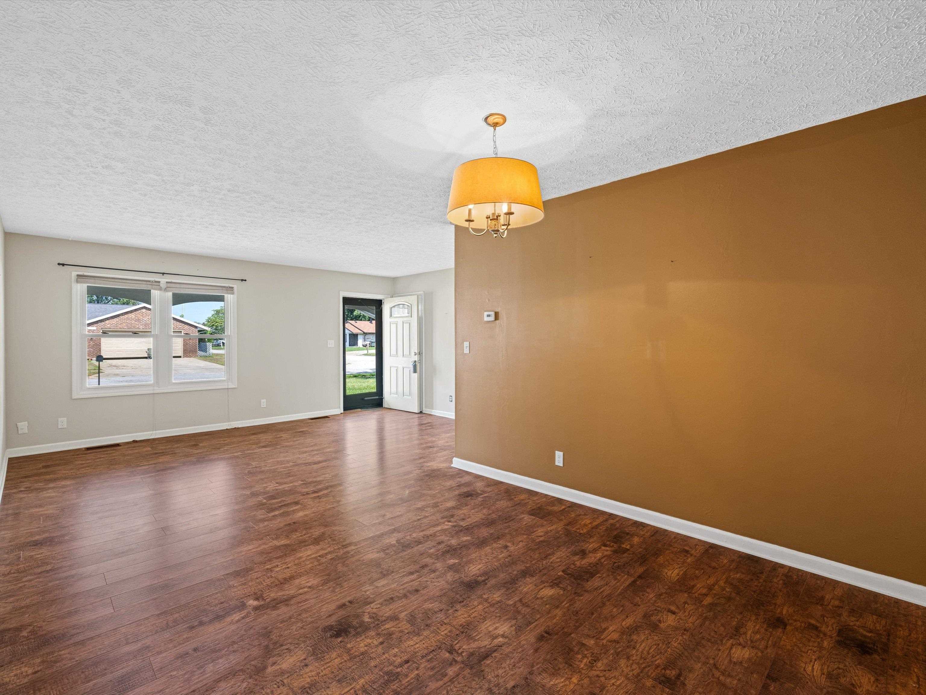 846 Mason Ct, Owensboro, Kentucky 42303, 3 Bedrooms Bedrooms, ,2 BathroomsBathrooms,Single Family Residence,For Sale,Mason Ct,87953