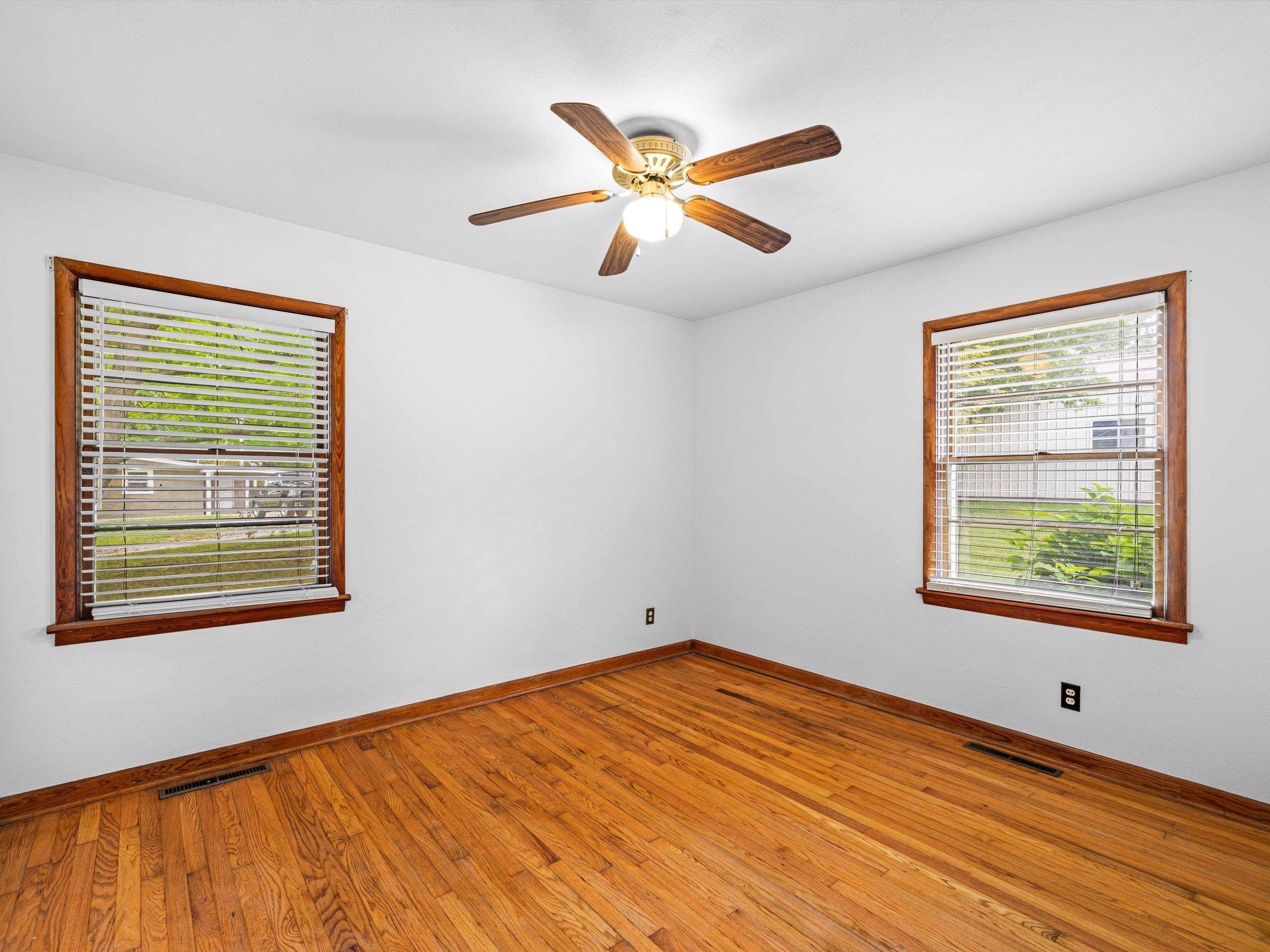 9230 Kentucky 405, Maceo, Kentucky 42355, 2 Bedrooms Bedrooms, ,2 BathroomsBathrooms,Single Family Residence,For Sale,Kentucky 405,87955
