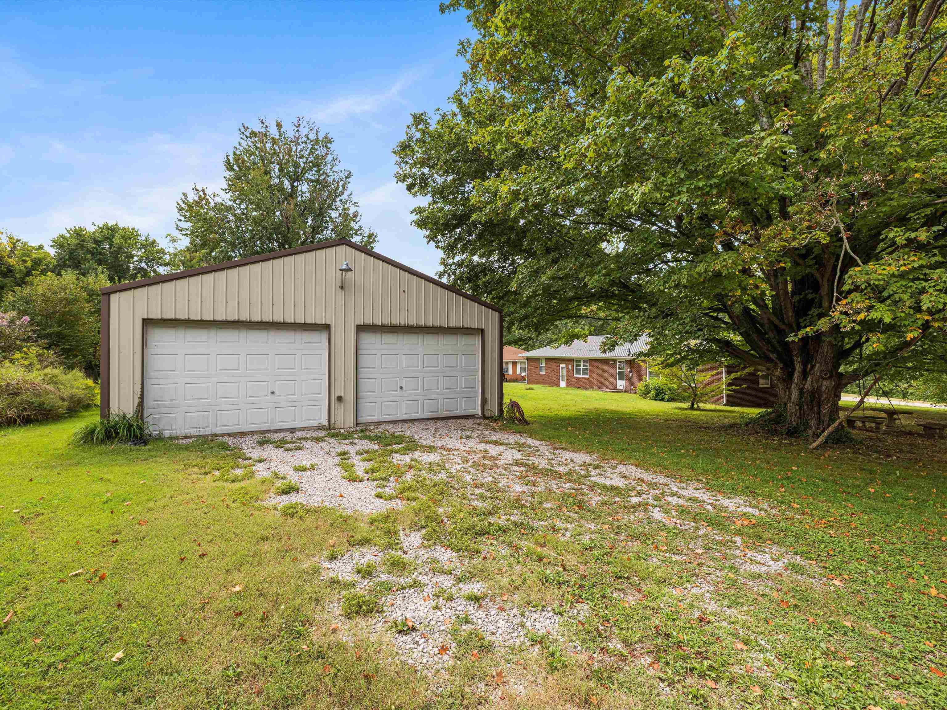 9230 Kentucky 405, Maceo, Kentucky 42355, 2 Bedrooms Bedrooms, ,2 BathroomsBathrooms,Single Family Residence,For Sale,Kentucky 405,87955