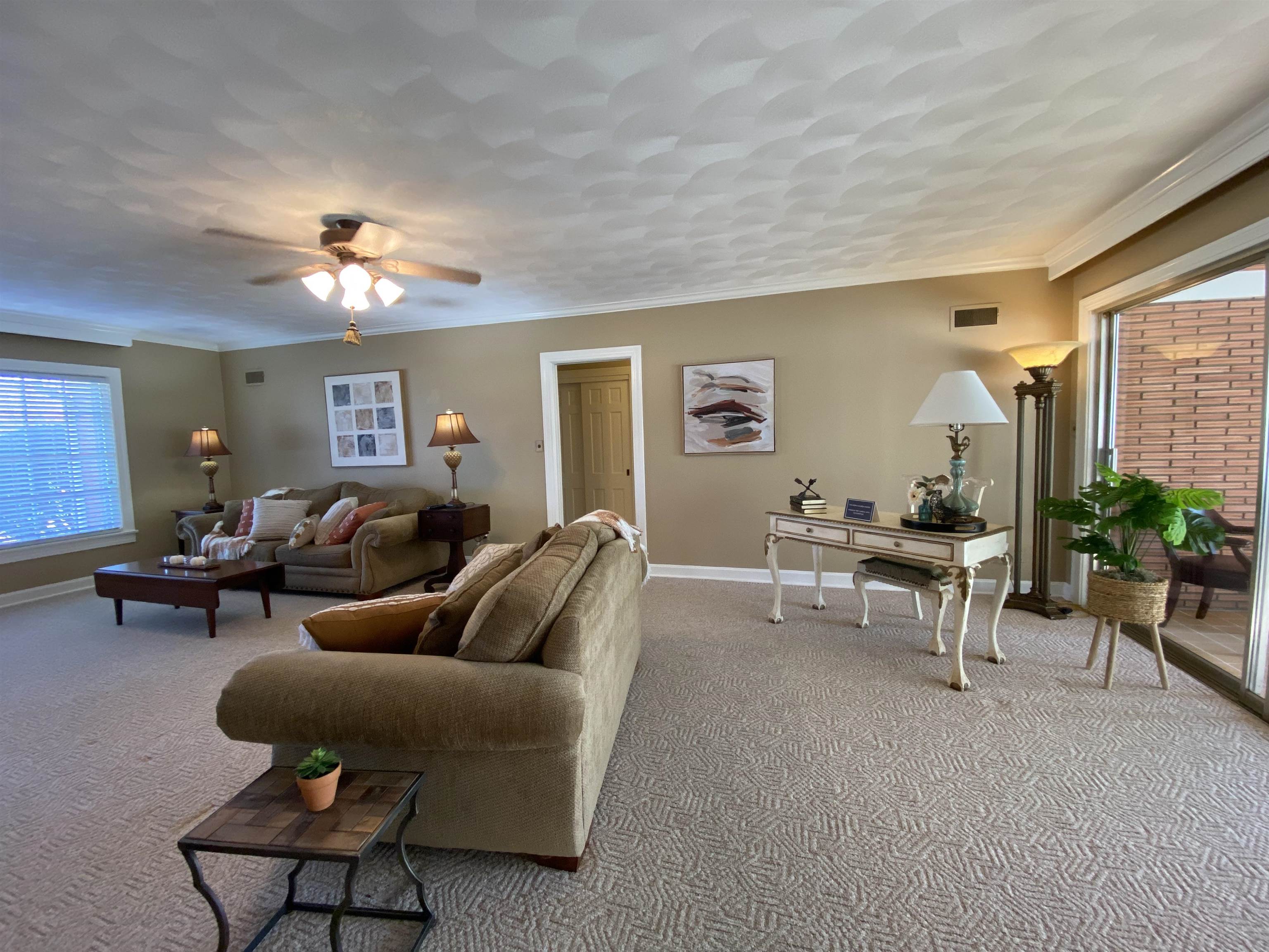 1120 COLLEGE DR, Owensboro, Kentucky 42301, 2 Bedrooms Bedrooms, ,2 BathroomsBathrooms,Single Family Residence,For Sale,COLLEGE DR,87958