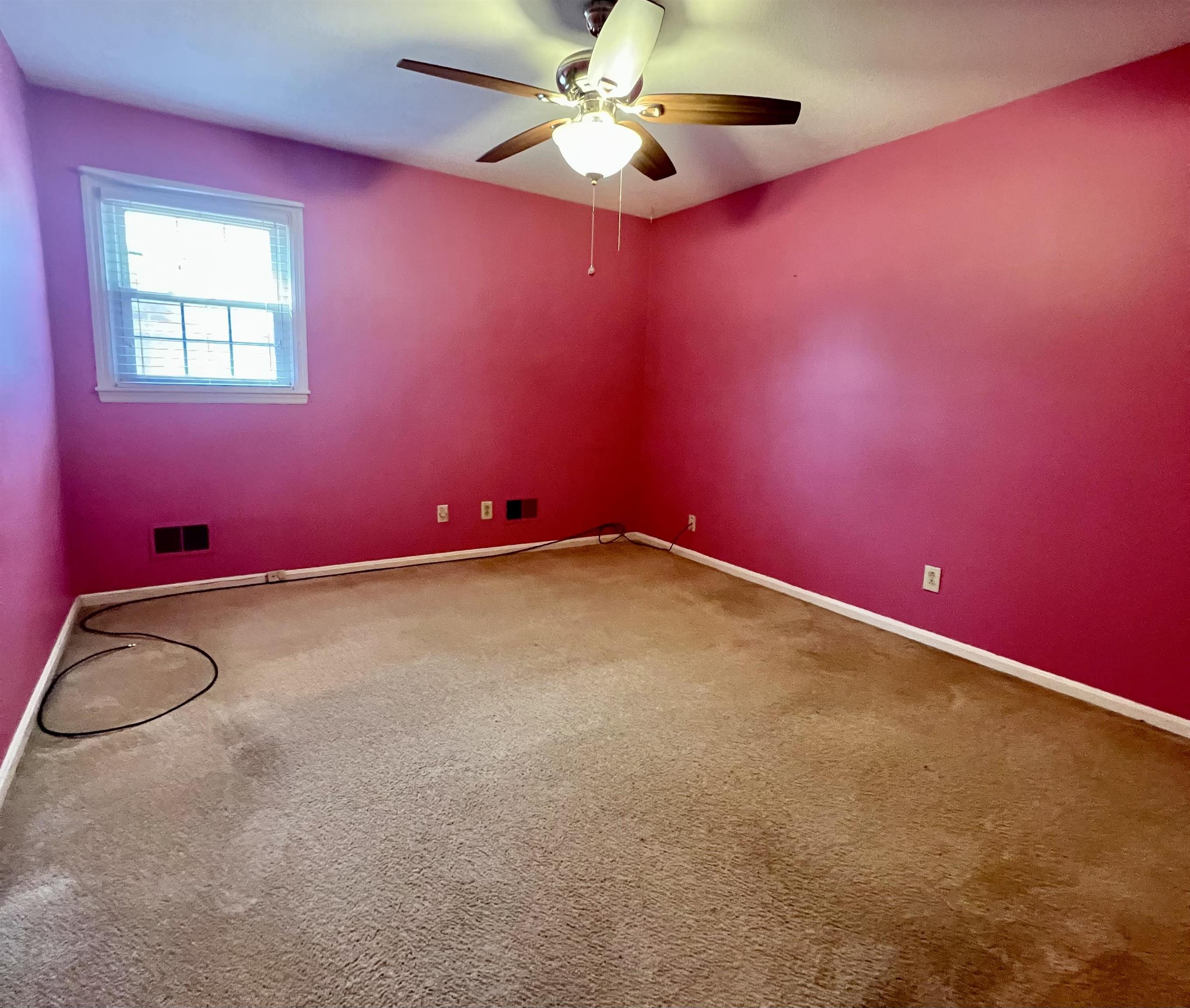 1638 Chapel Lane, Owensboro, Kentucky 42301, 3 Bedrooms Bedrooms, ,2 BathroomsBathrooms,Single Family Residence,For Sale,Chapel Lane,87962