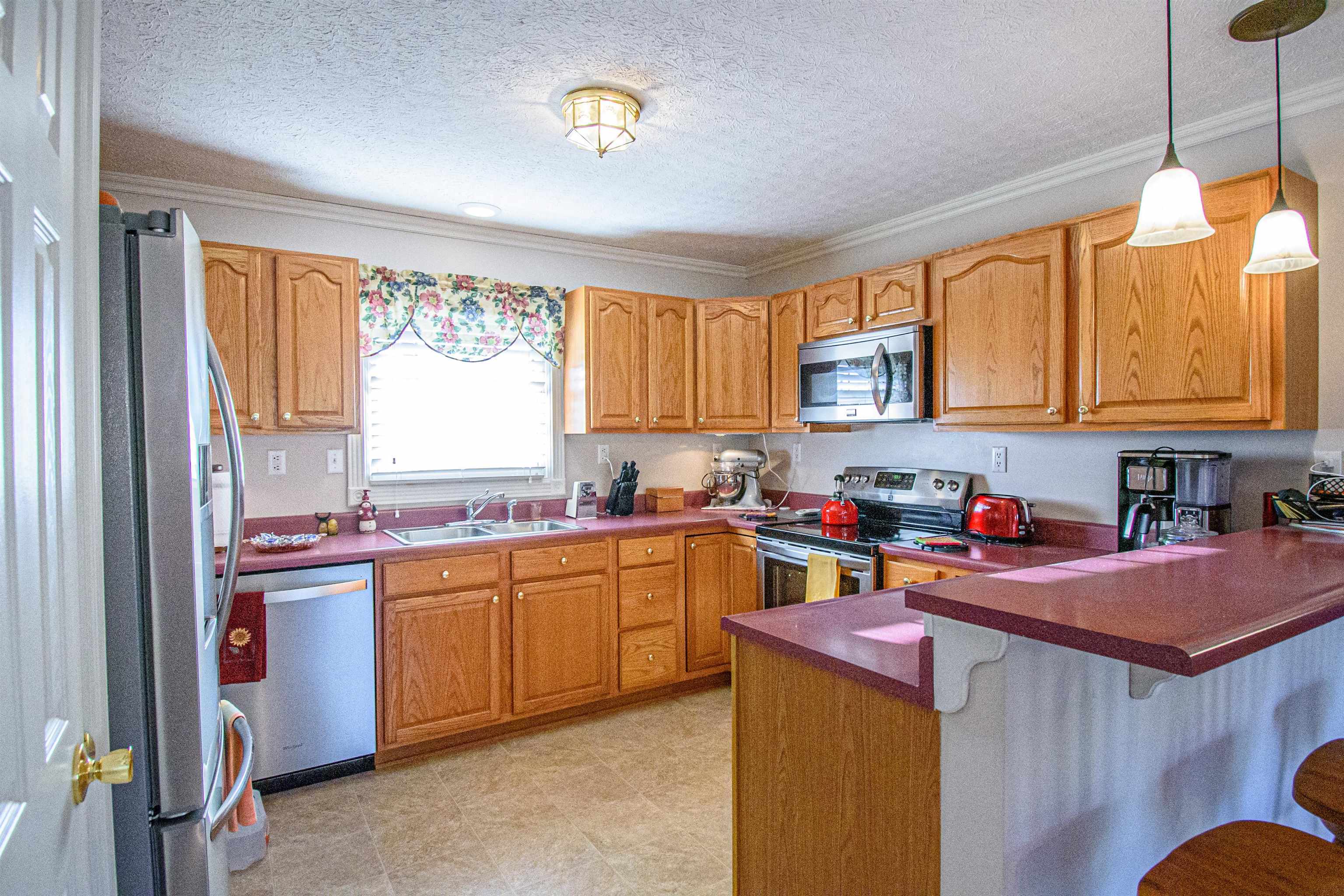 550 Hickory Hills Rd, Livermore, Kentucky 42352, 3 Bedrooms Bedrooms, ,2 BathroomsBathrooms,Single Family Residence,For Sale,Hickory Hills Rd,87982