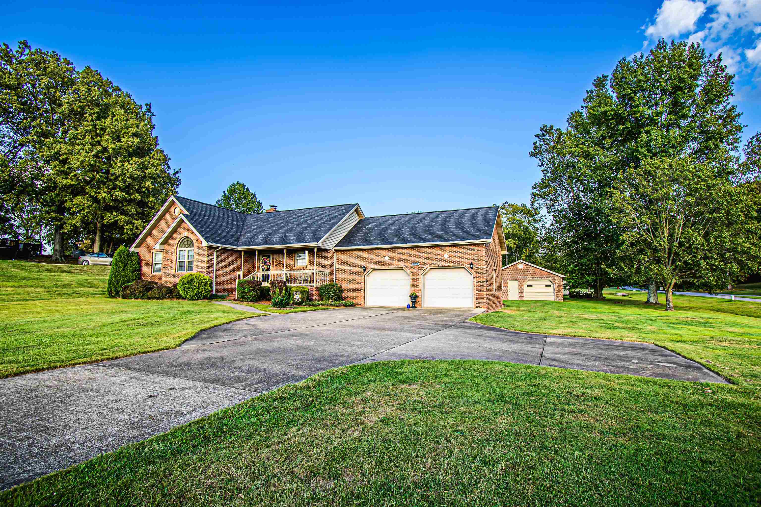 550 Hickory Hills Rd, Livermore, Kentucky 42352, 3 Bedrooms Bedrooms, ,2 BathroomsBathrooms,Single Family Residence,For Sale,Hickory Hills Rd,87982