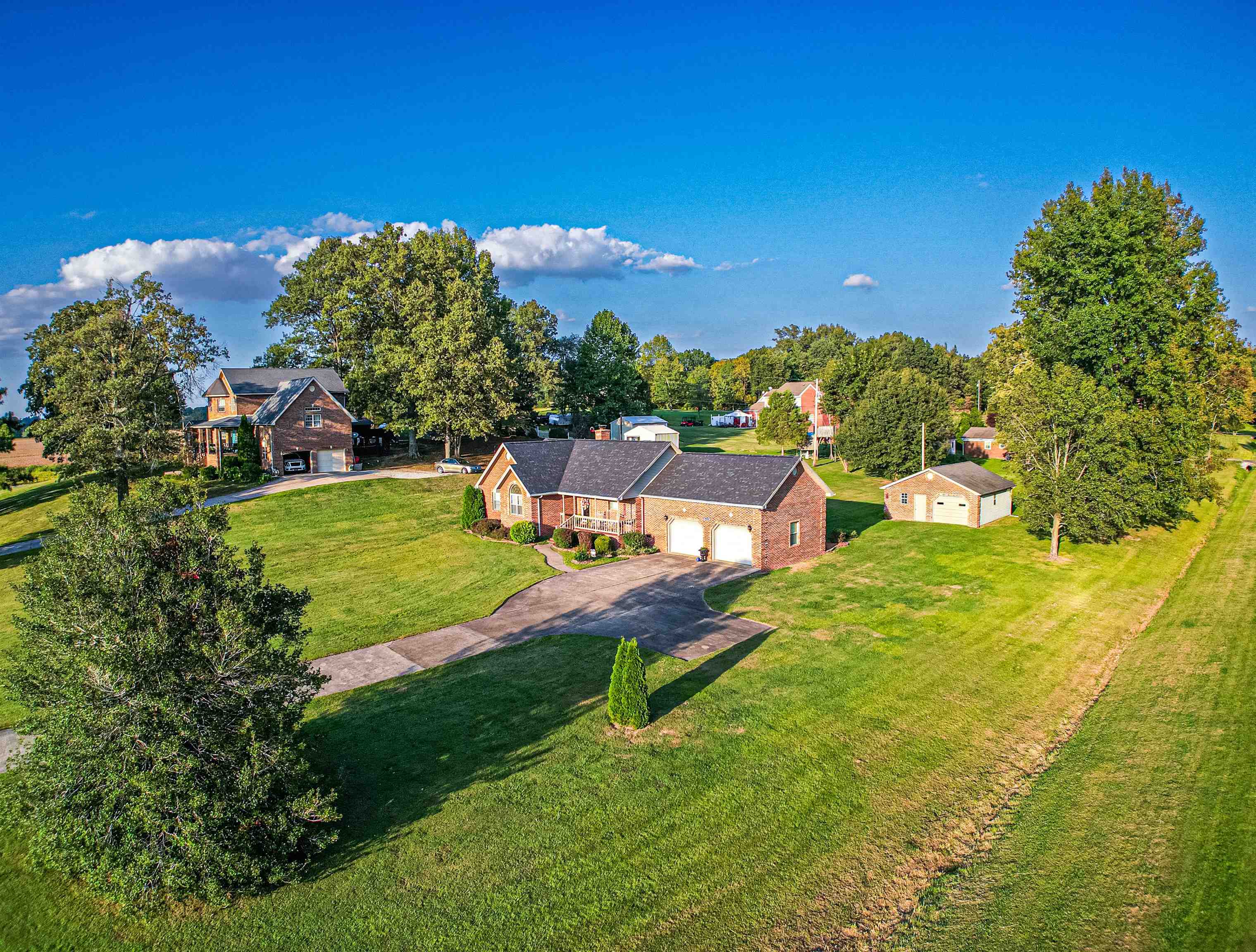 550 Hickory Hills Rd, Livermore, Kentucky 42352, 3 Bedrooms Bedrooms, ,2 BathroomsBathrooms,Single Family Residence,For Sale,Hickory Hills Rd,87982