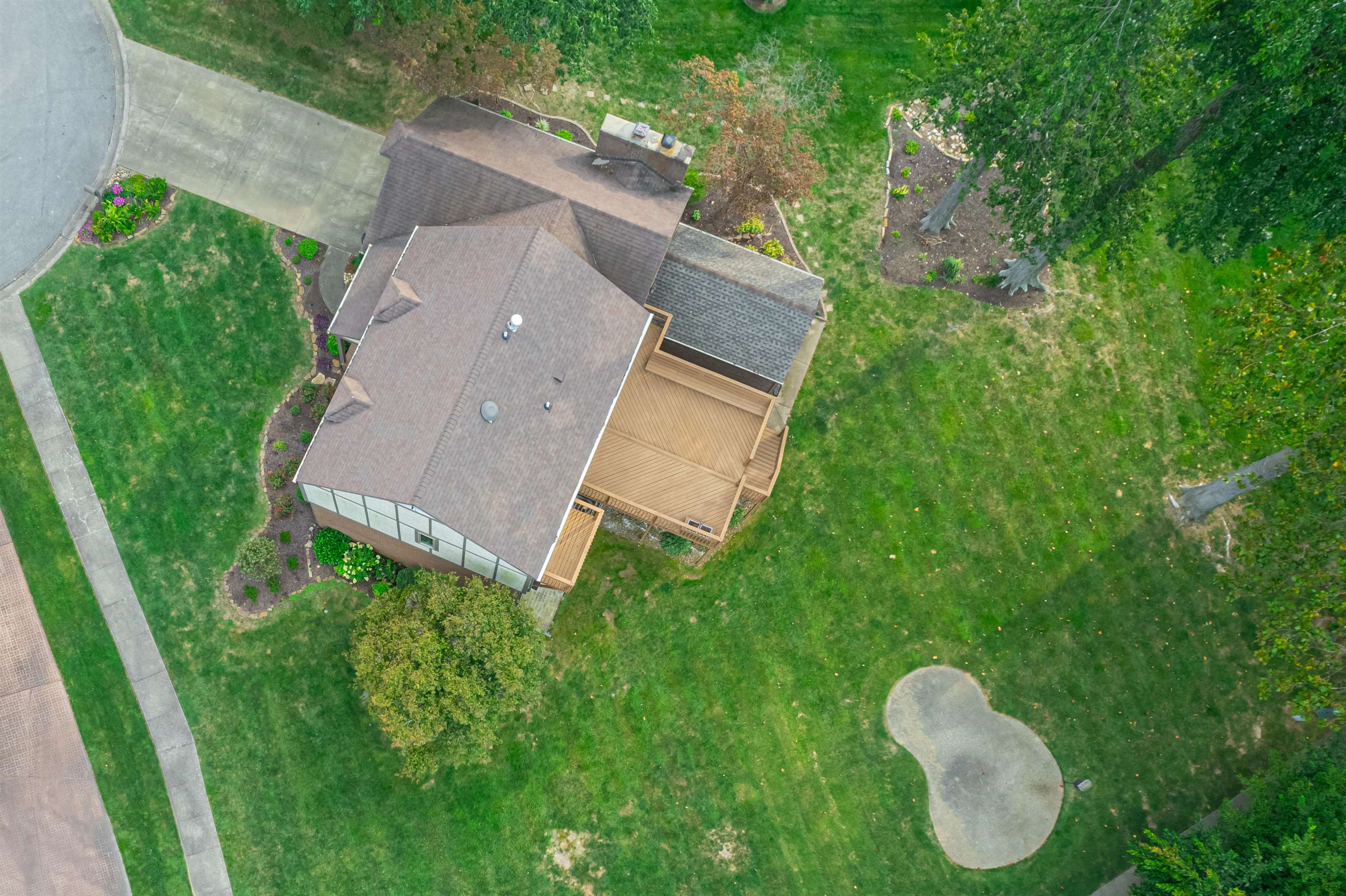 1457 Hunting Creek Court, Owensboro, Kentucky 42303, 5 Bedrooms Bedrooms, ,3 BathroomsBathrooms,Single Family Residence,For Sale,Hunting Creek Court,87983