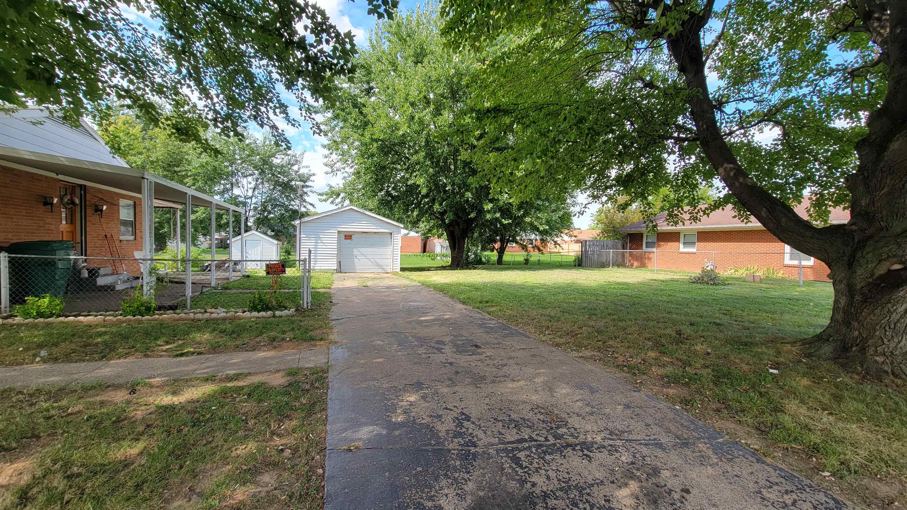 2839 Mcfarland Ave, Owensboro, Kentucky 42301-2655, 3 Bedrooms Bedrooms, ,1 BathroomBathrooms,Single Family Residence,For Sale,Mcfarland Ave,87985