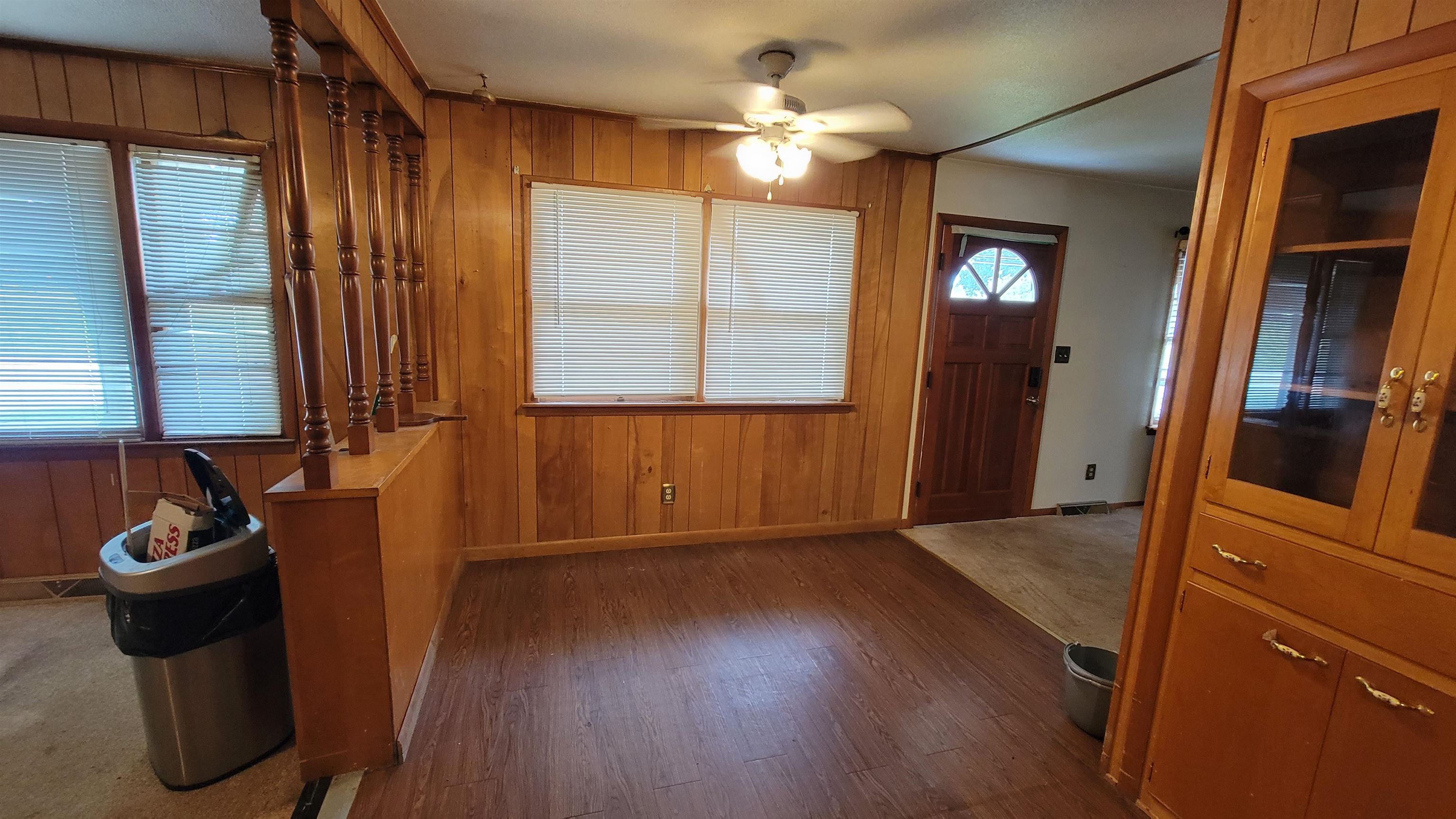 2839 Mcfarland Ave, Owensboro, Kentucky 42301-2655, 3 Bedrooms Bedrooms, ,1 BathroomBathrooms,Single Family Residence,For Sale,Mcfarland Ave,87985