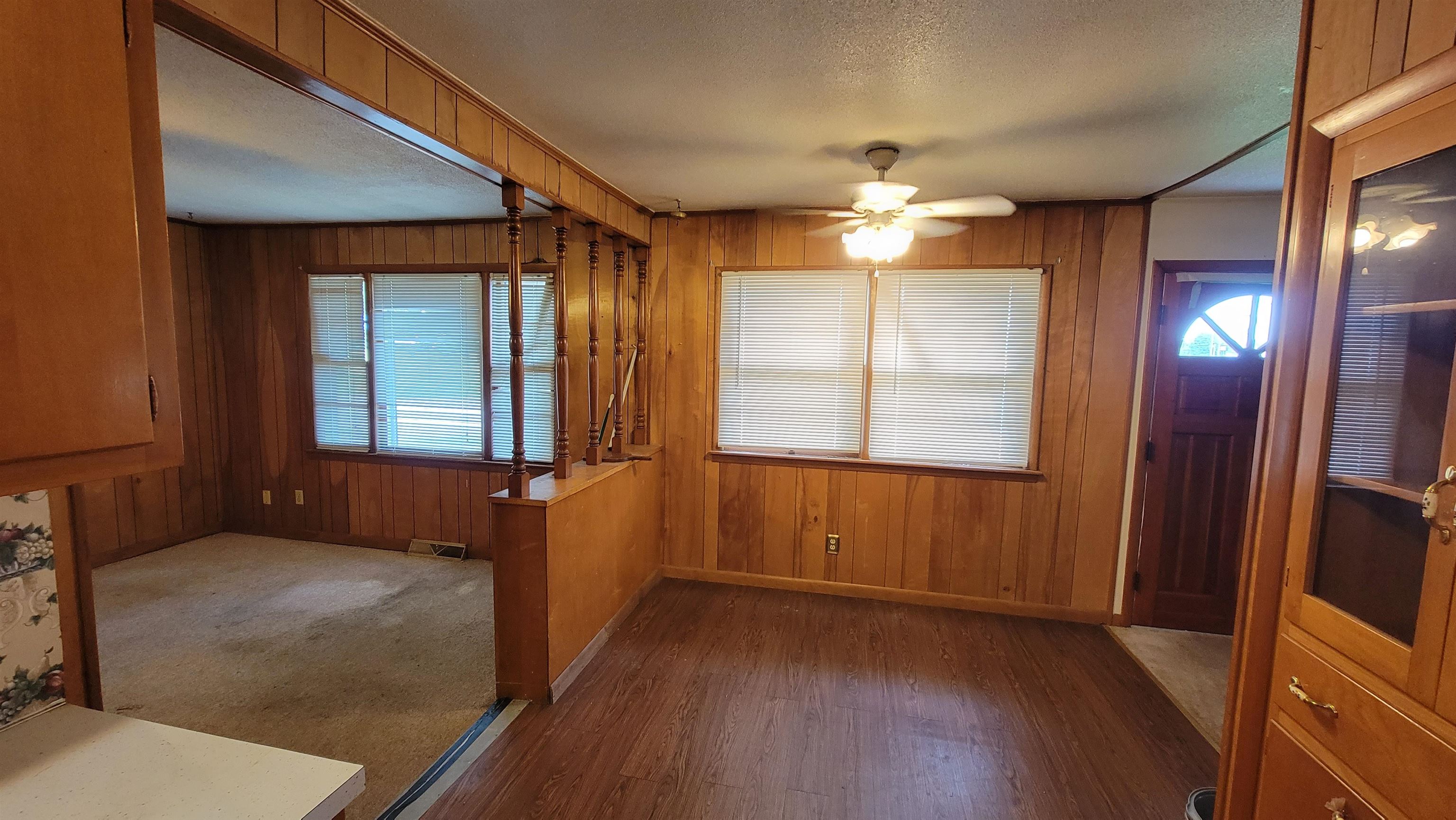2839 Mcfarland Ave, Owensboro, Kentucky 42301-2655, 3 Bedrooms Bedrooms, ,1 BathroomBathrooms,Single Family Residence,For Sale,Mcfarland Ave,87985