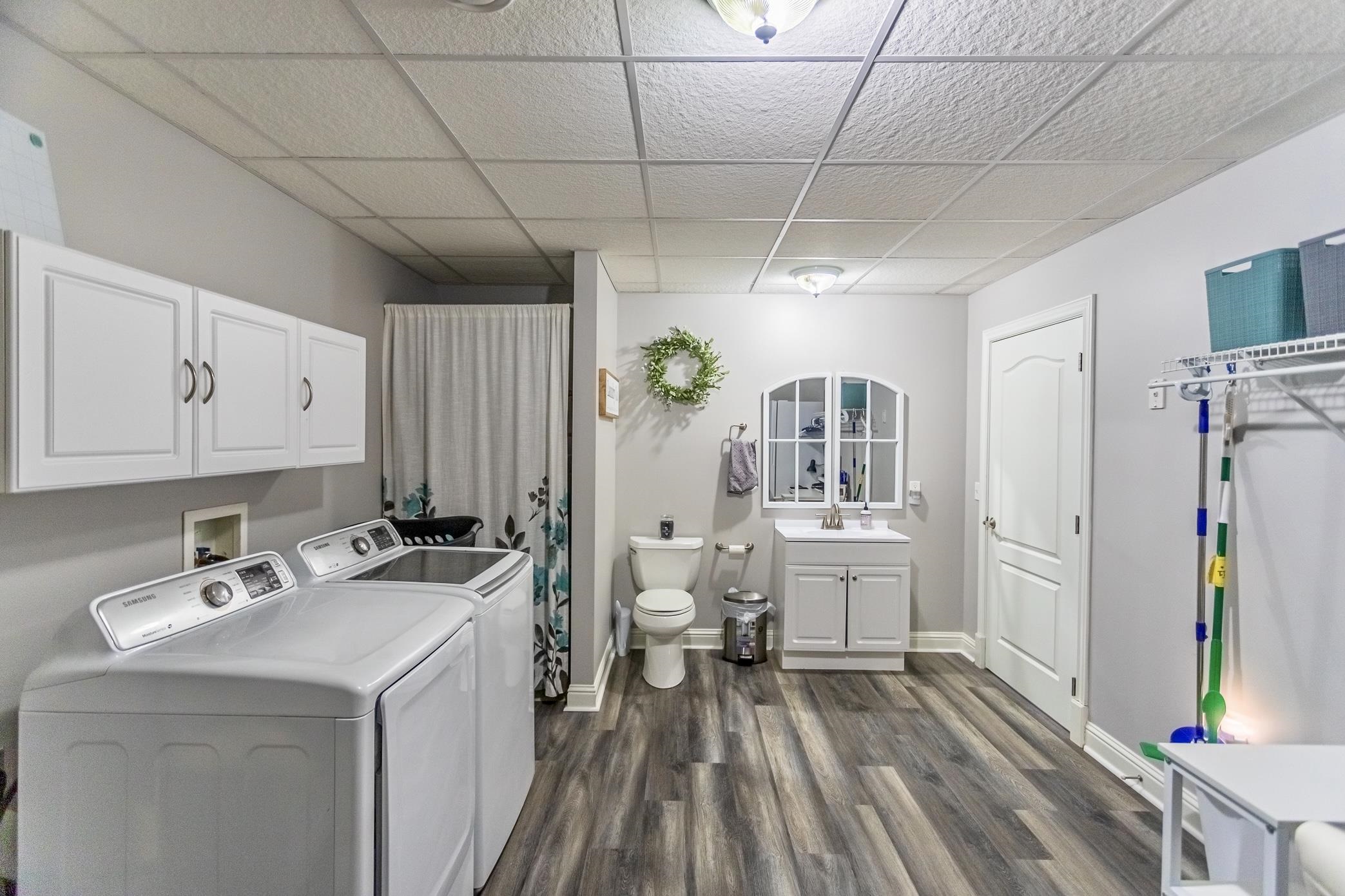 119 7th Ave, Central City, Kentucky 42330, 3 Bedrooms Bedrooms, ,2 BathroomsBathrooms,Single Family Residence,For Sale,7th Ave,87988